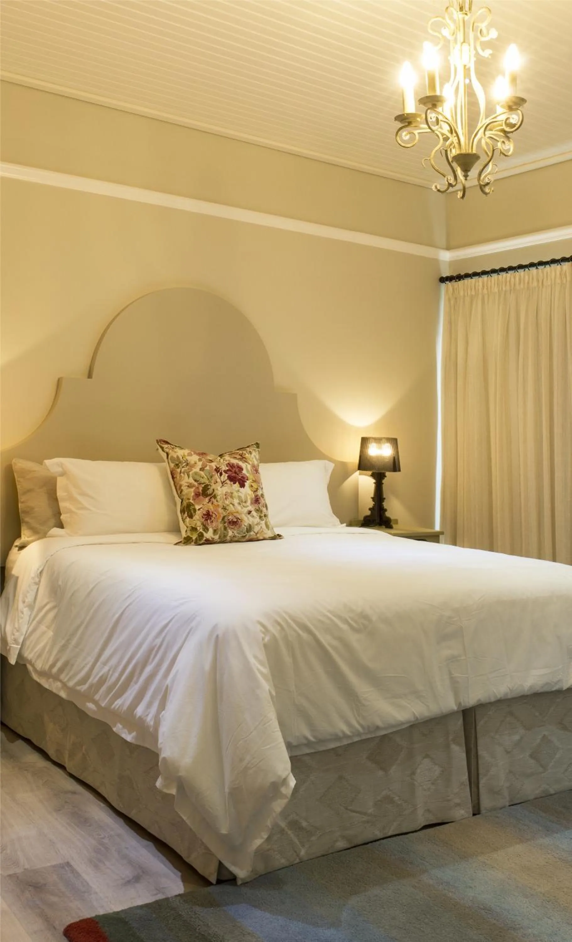 Bed in Royal St. Andrews Hotel, Spa and Conference Centre