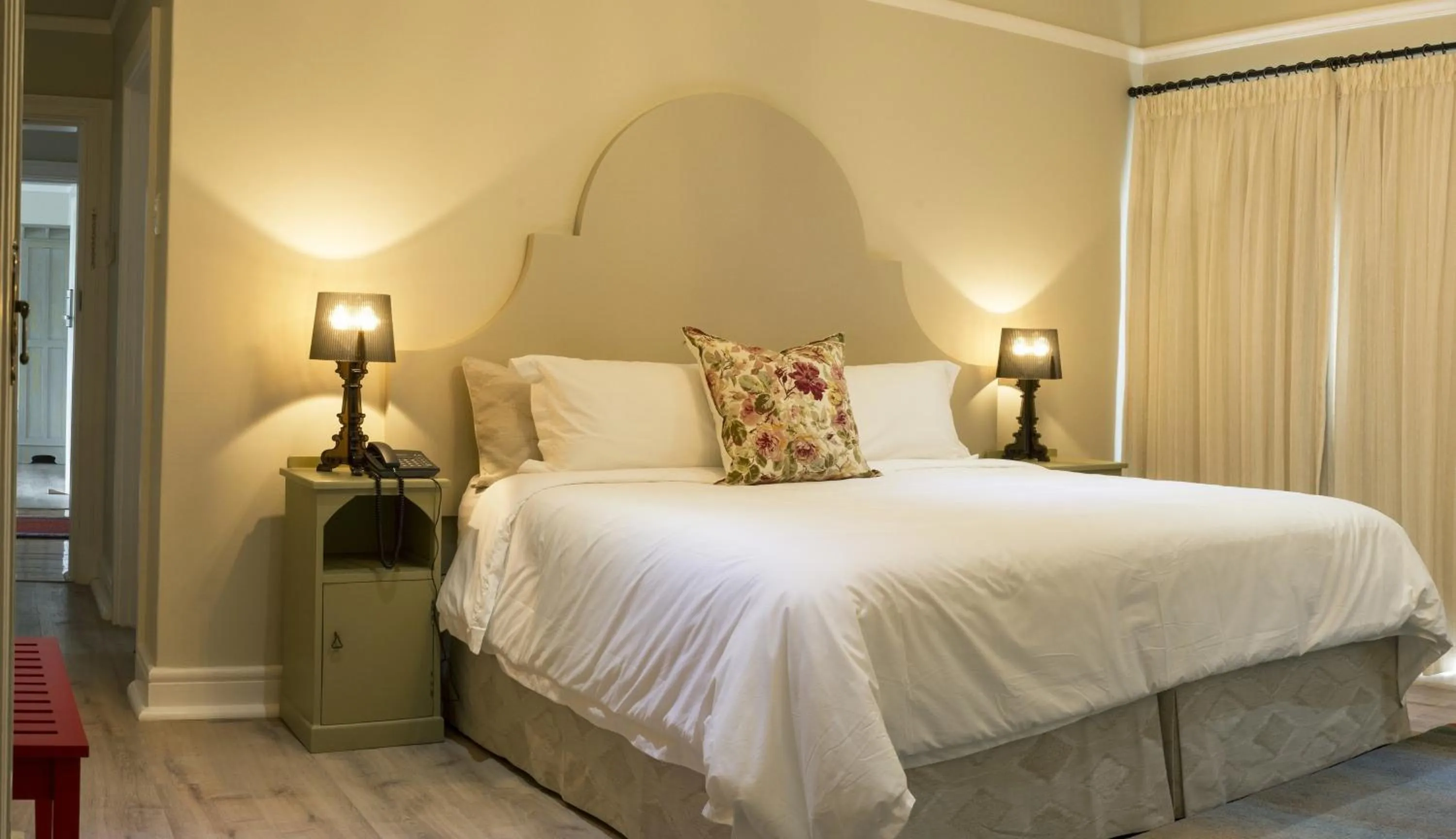 Bed in Royal St. Andrews Hotel, Spa and Conference Centre