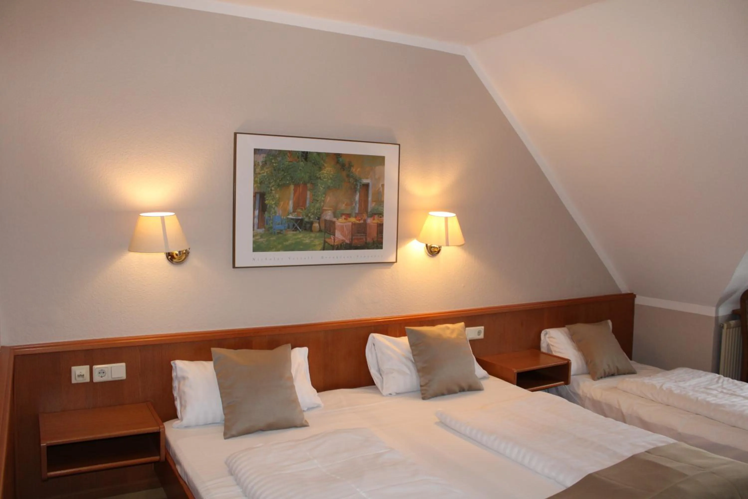 Bed in Hotel Zum Kaffeekännchen