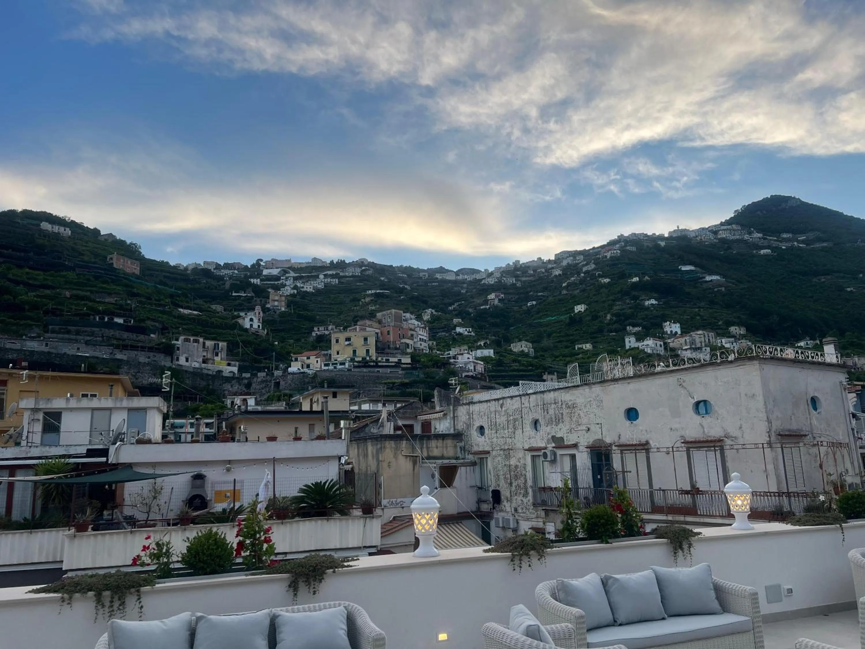 Lounge or bar in Minori Palace