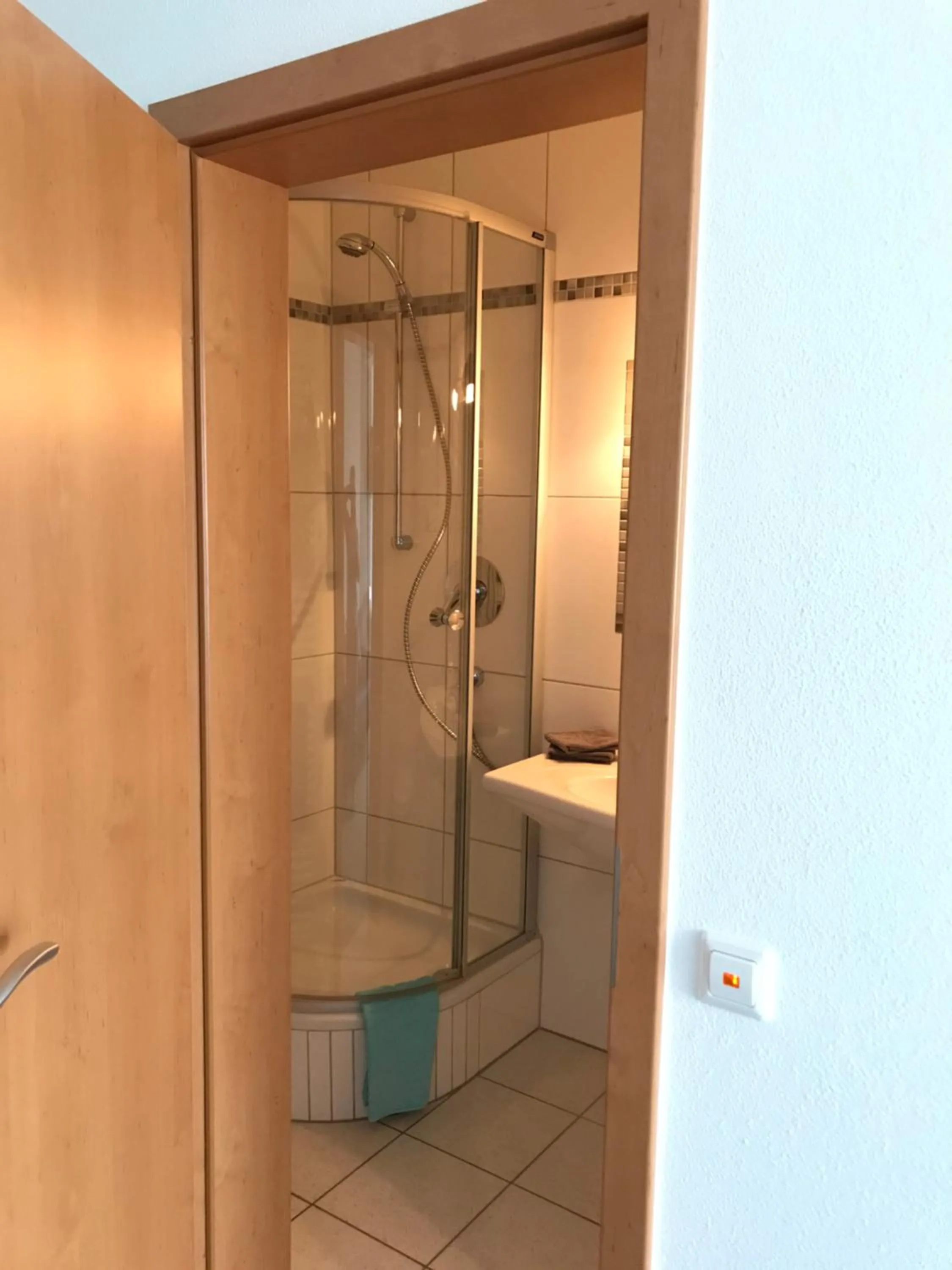 Bathroom in Landgasthof Felsenkeller