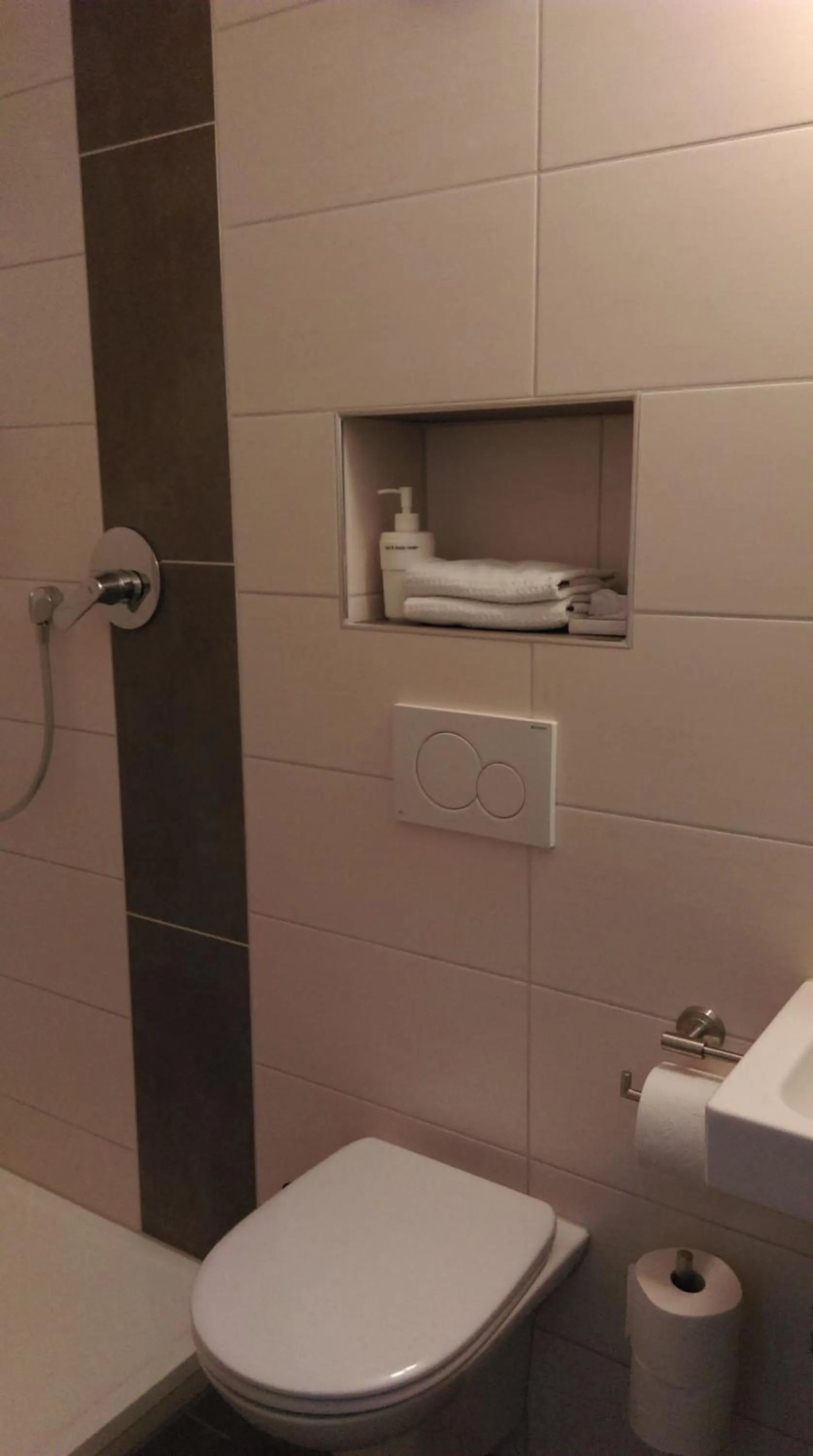 Bathroom in Landgasthof Felsenkeller