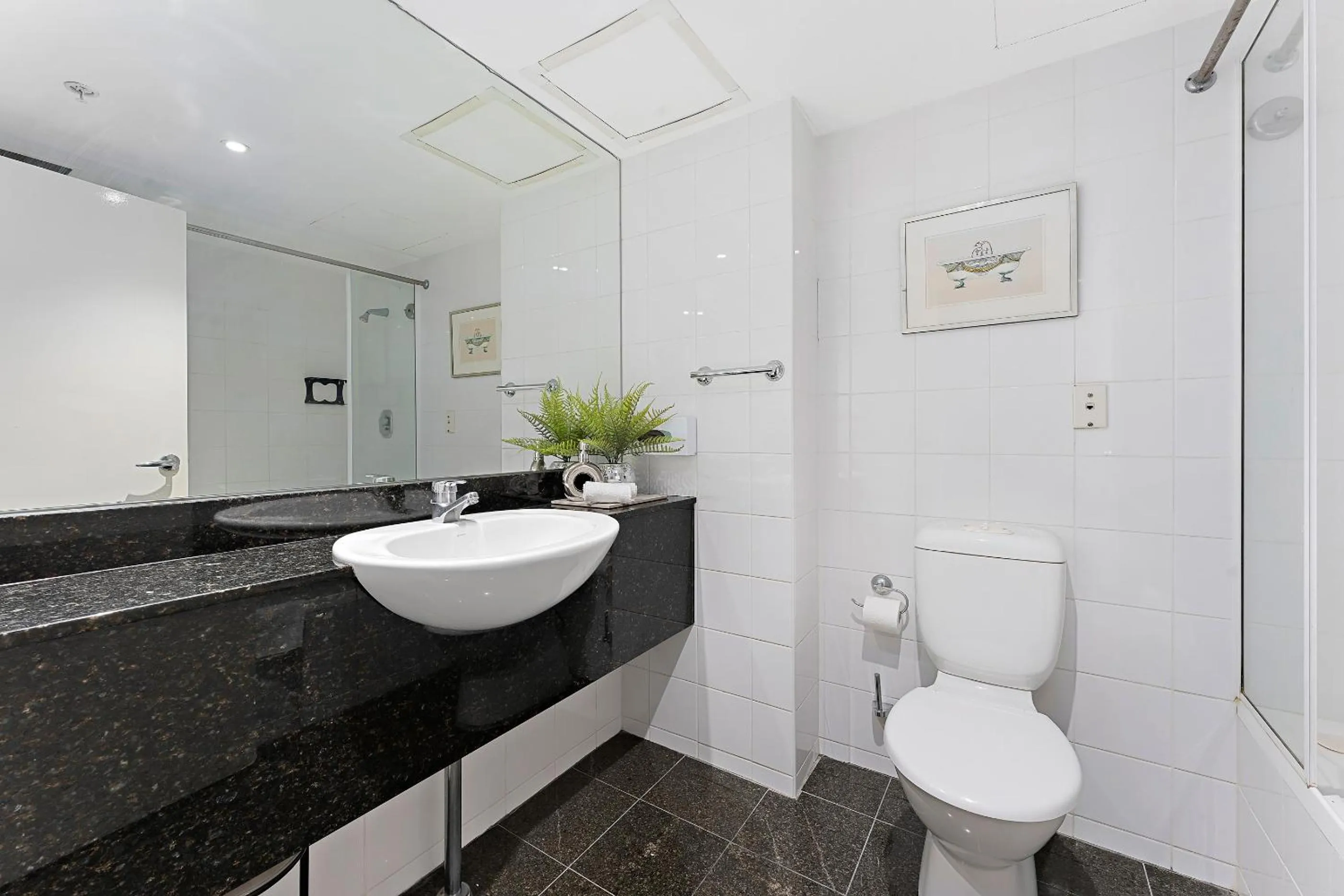 Toilet in 1 Valentine Ave