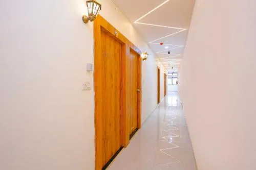 FabHotel Airport View - Nr Airport