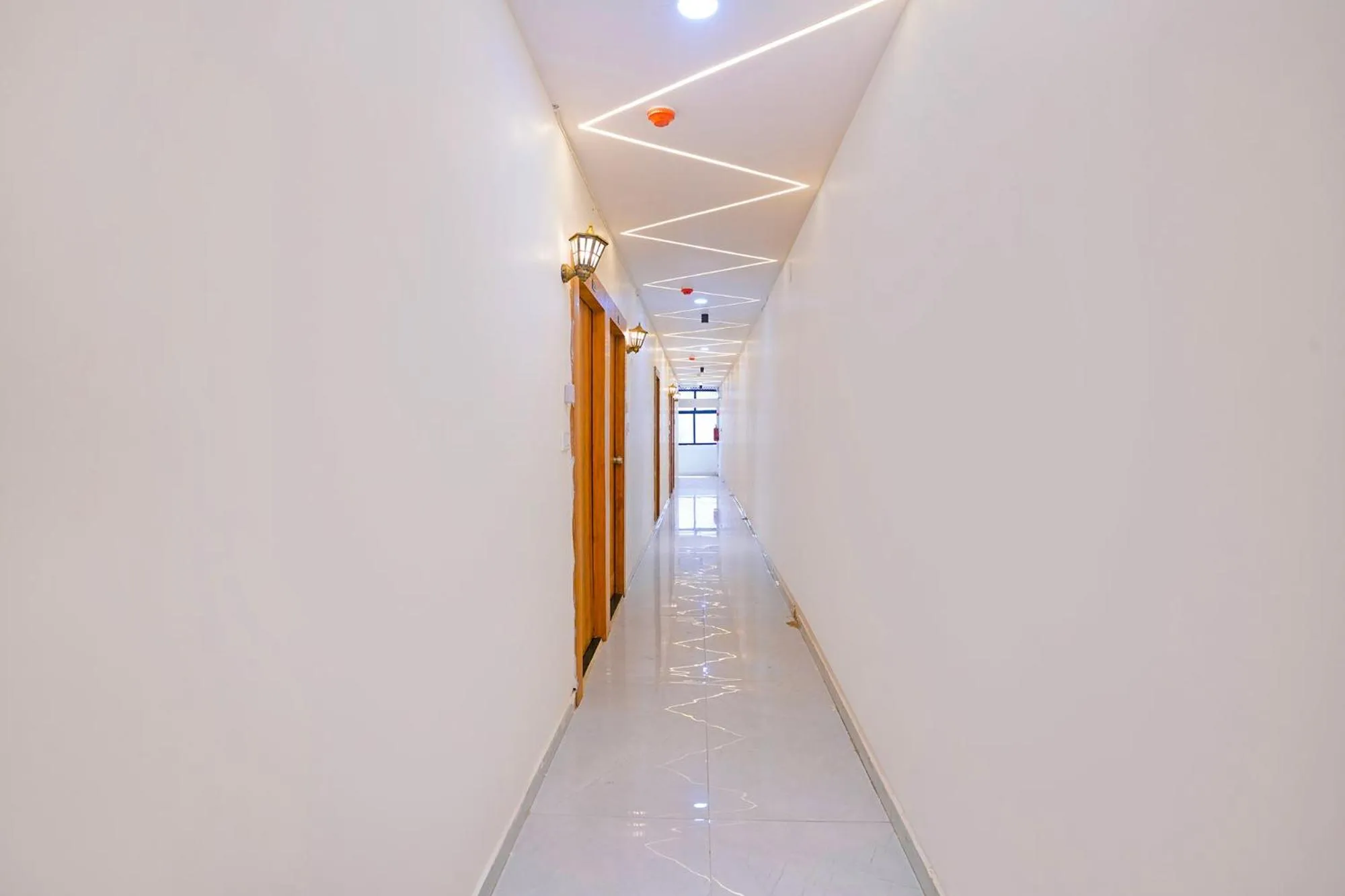 Lobby or reception in FabHotel Airport View - Nr Airport