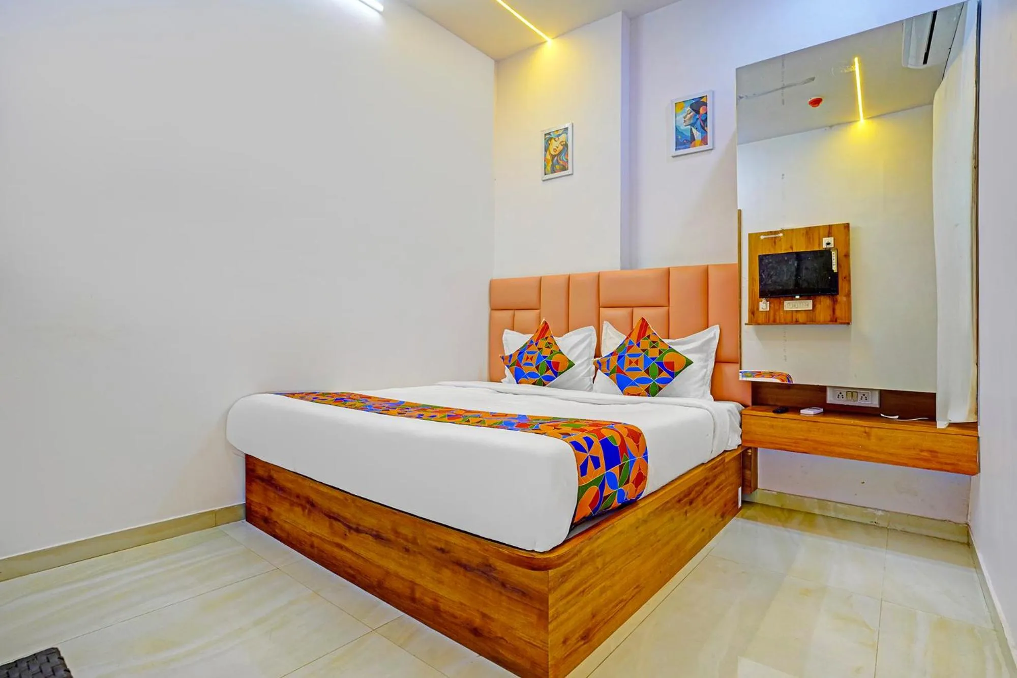 Bed in FabHotel Airport View - Nr Airport