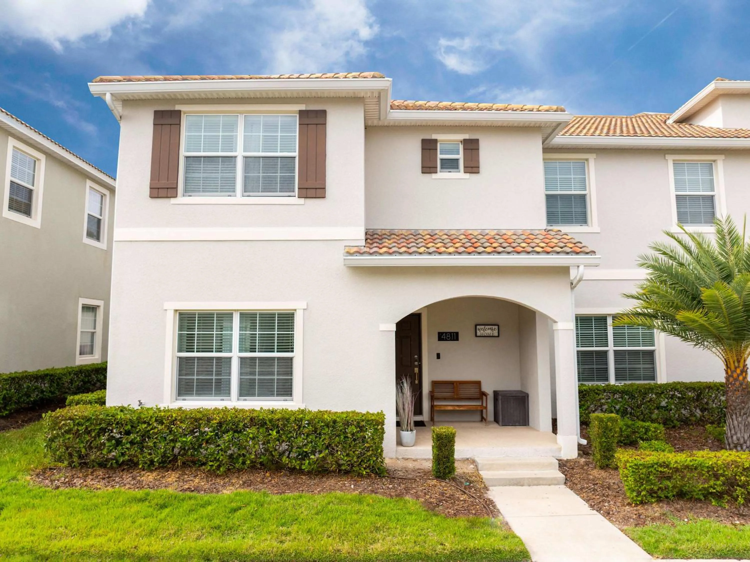 Vibrant 5Bd w Private Pool & Waterpark at Storey Lake 4811M