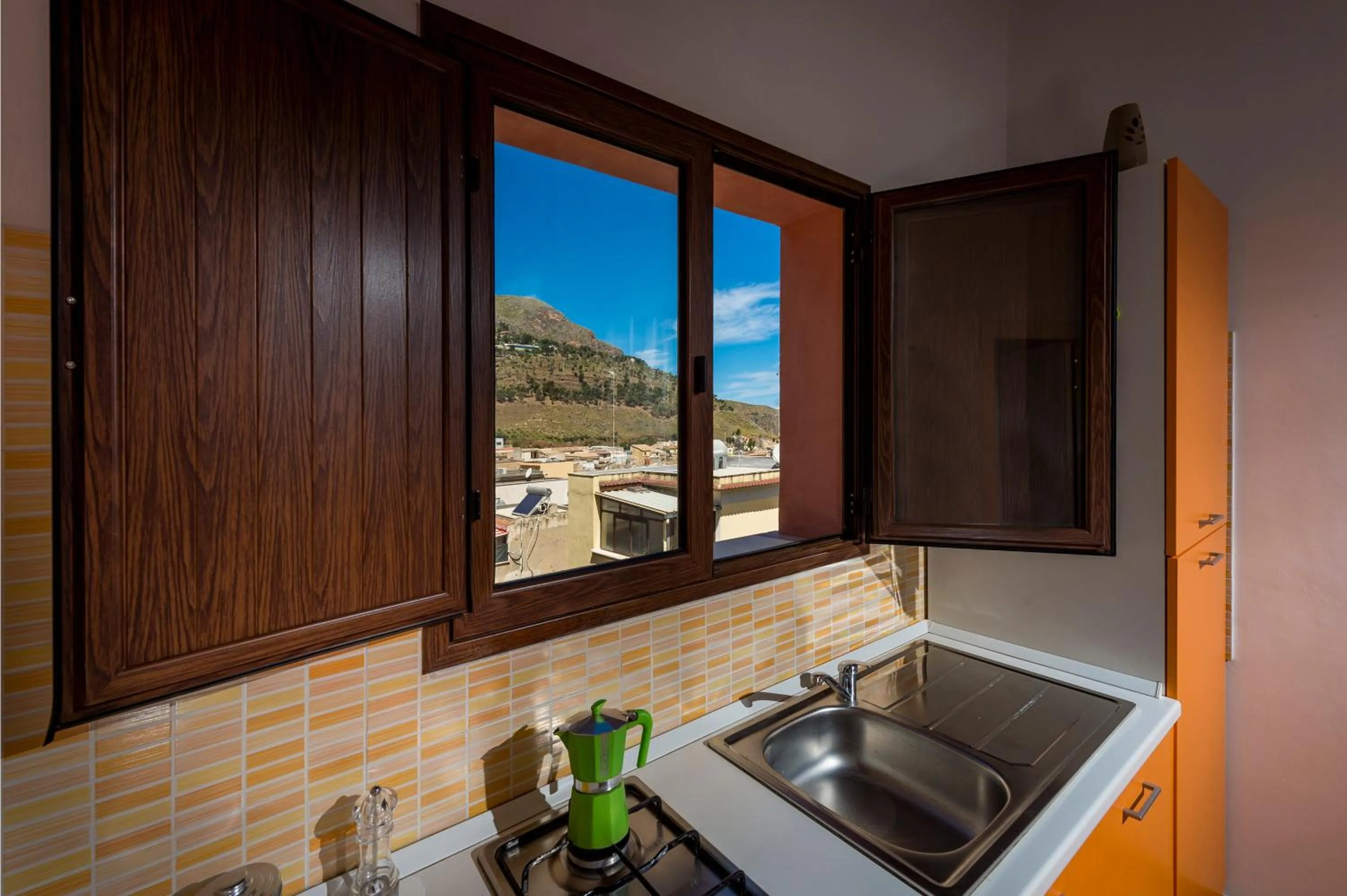 Kitchen or kitchenette in Casa Vacanze Cappuccini
