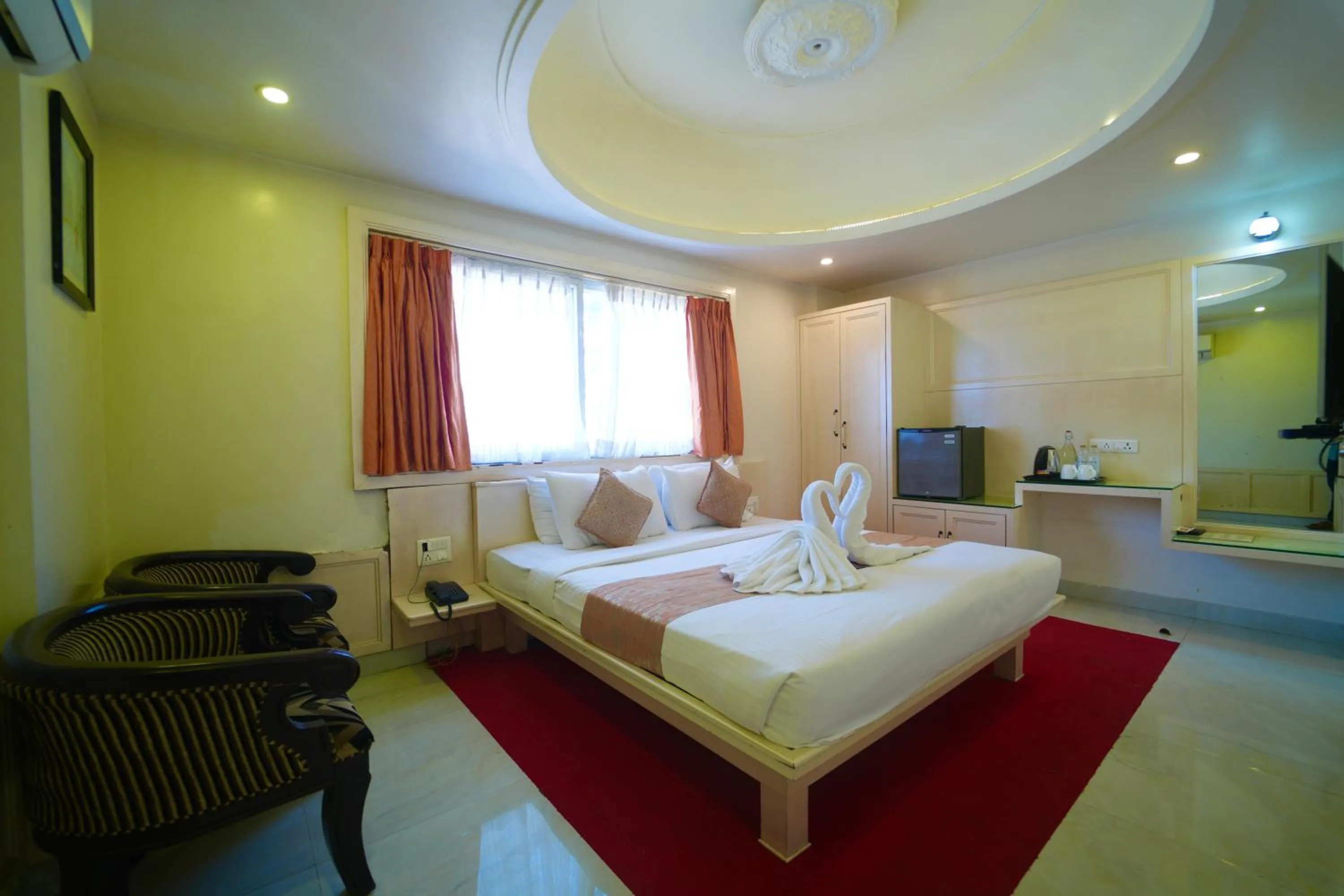 Bedroom, Bed in Sepoy Grande Mysore