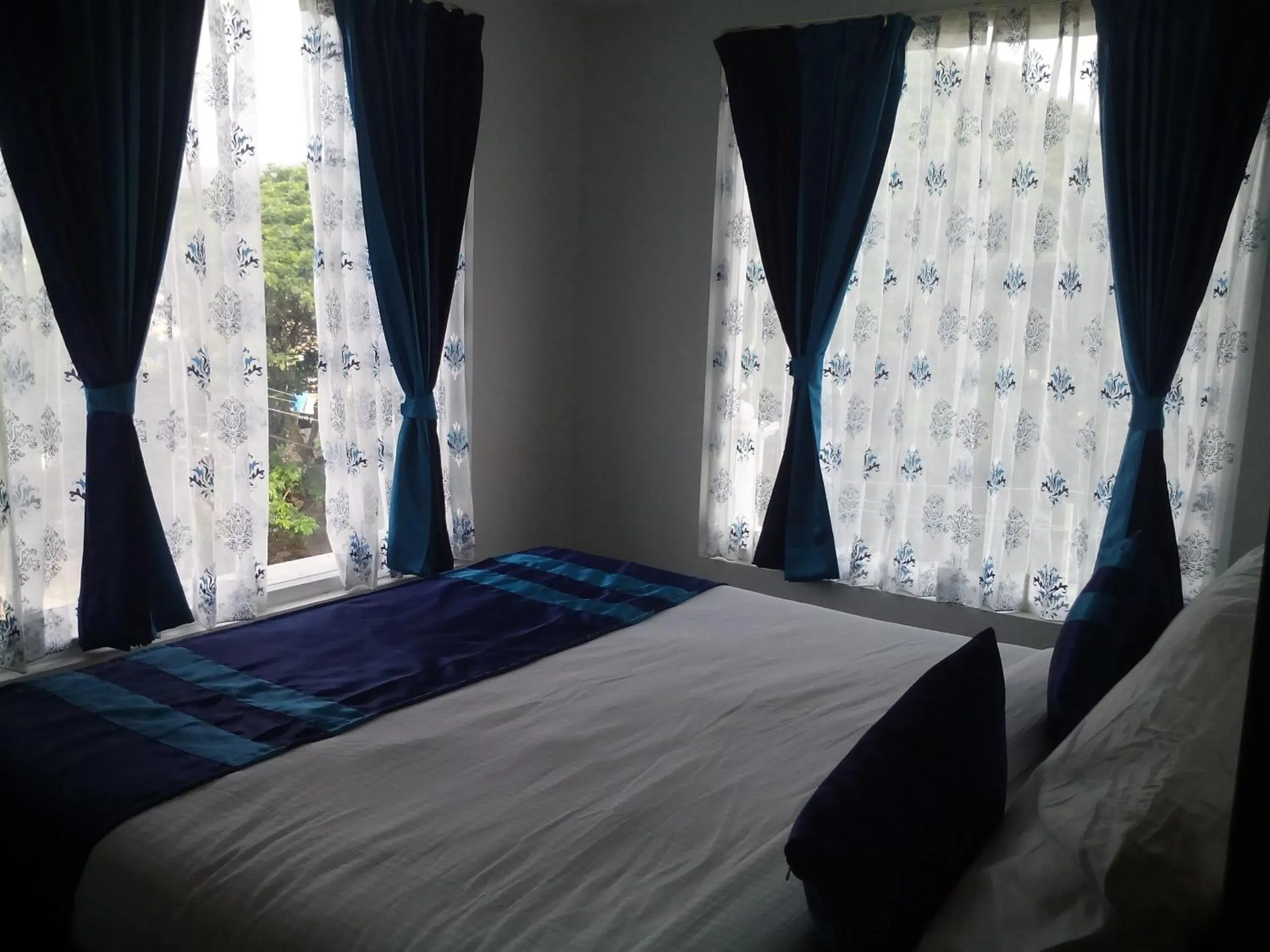 Bed in Sepoy Grande Mysore