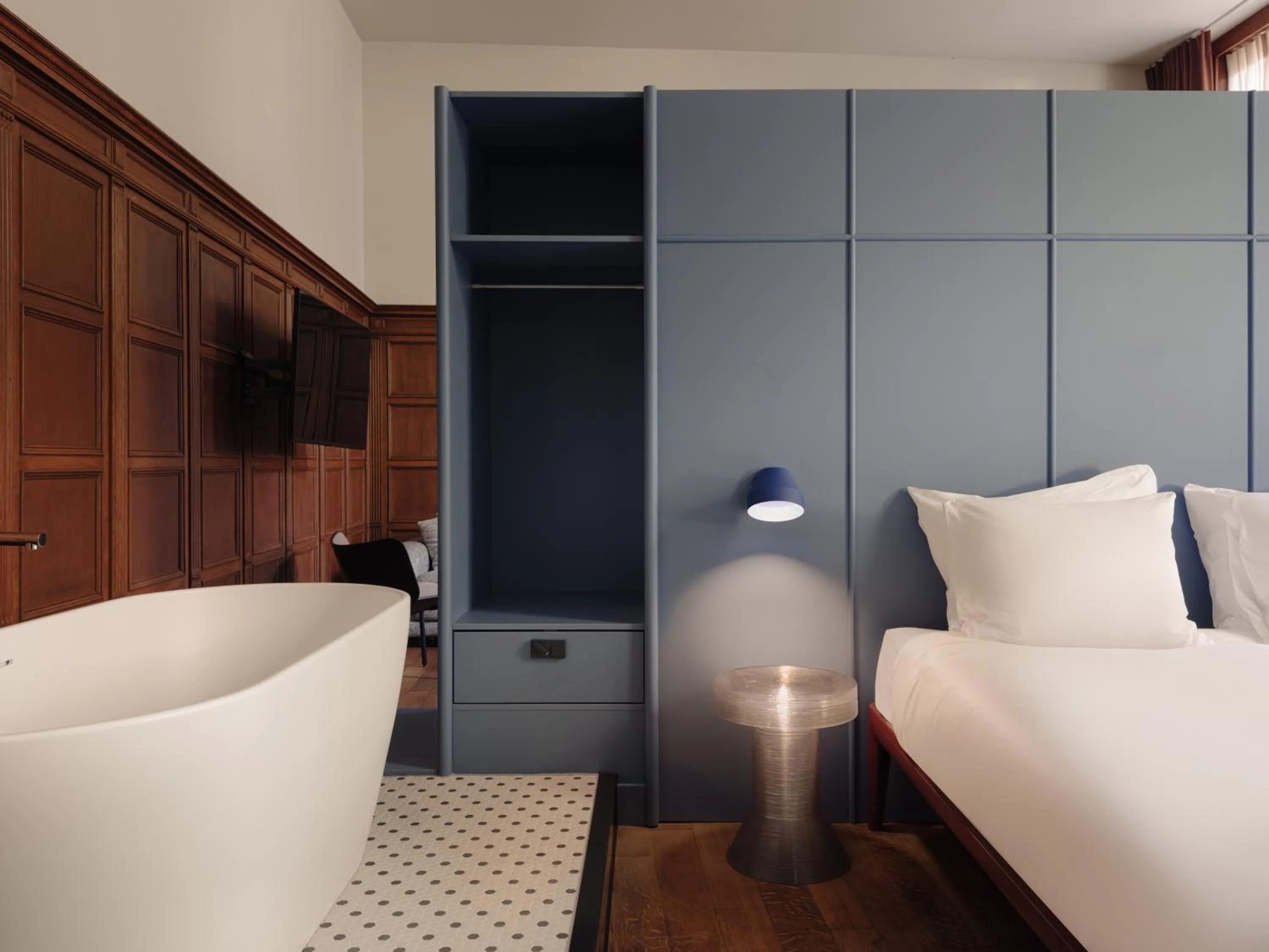 Bed in Conscious Hotel Oudegracht