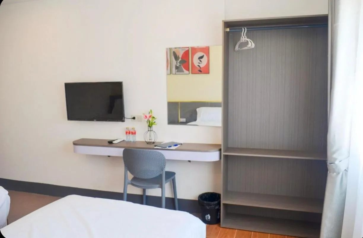 Twin Room in Apollo Vientiane Hotel