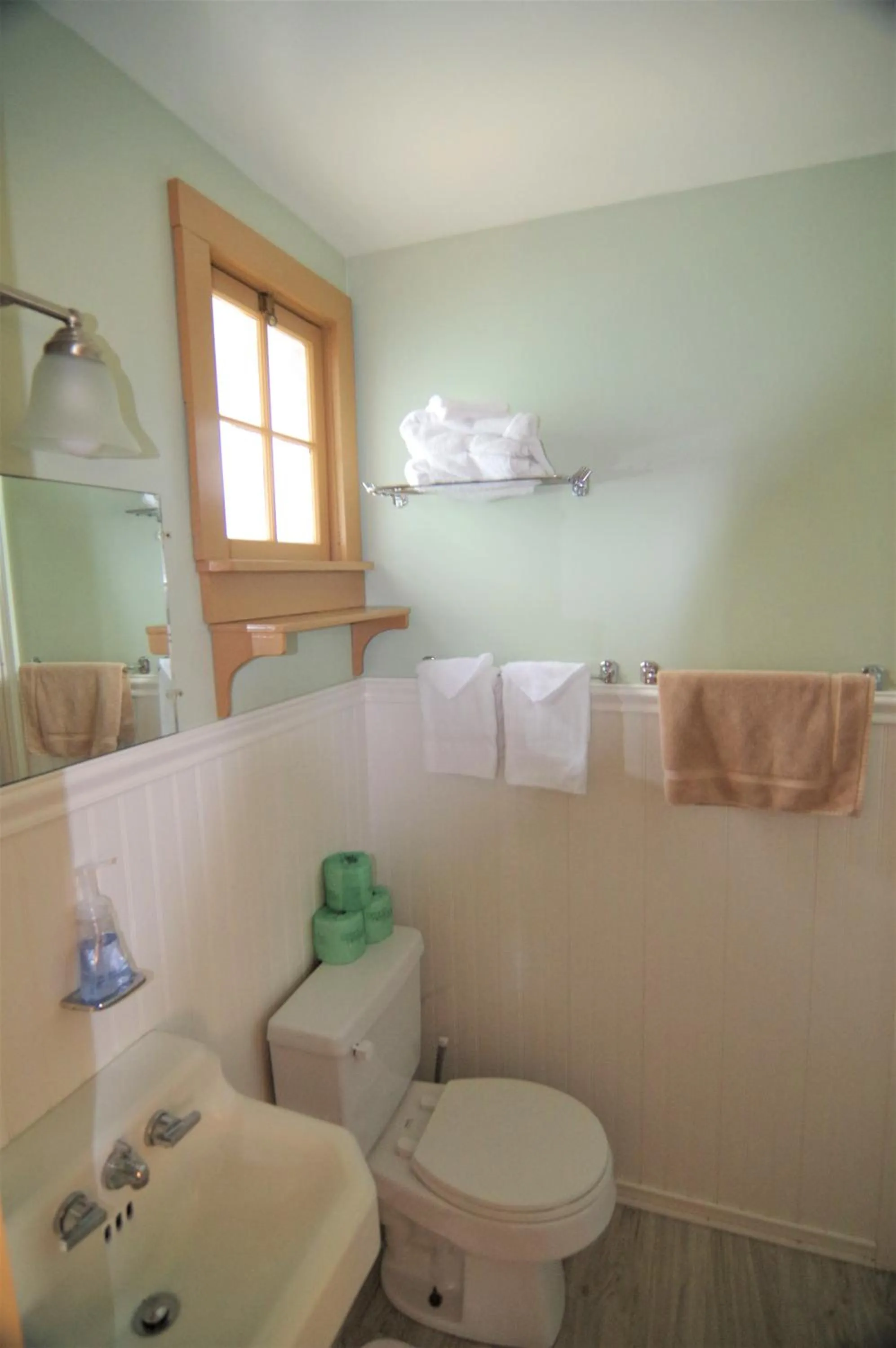 Cramers Point Lake Breeze