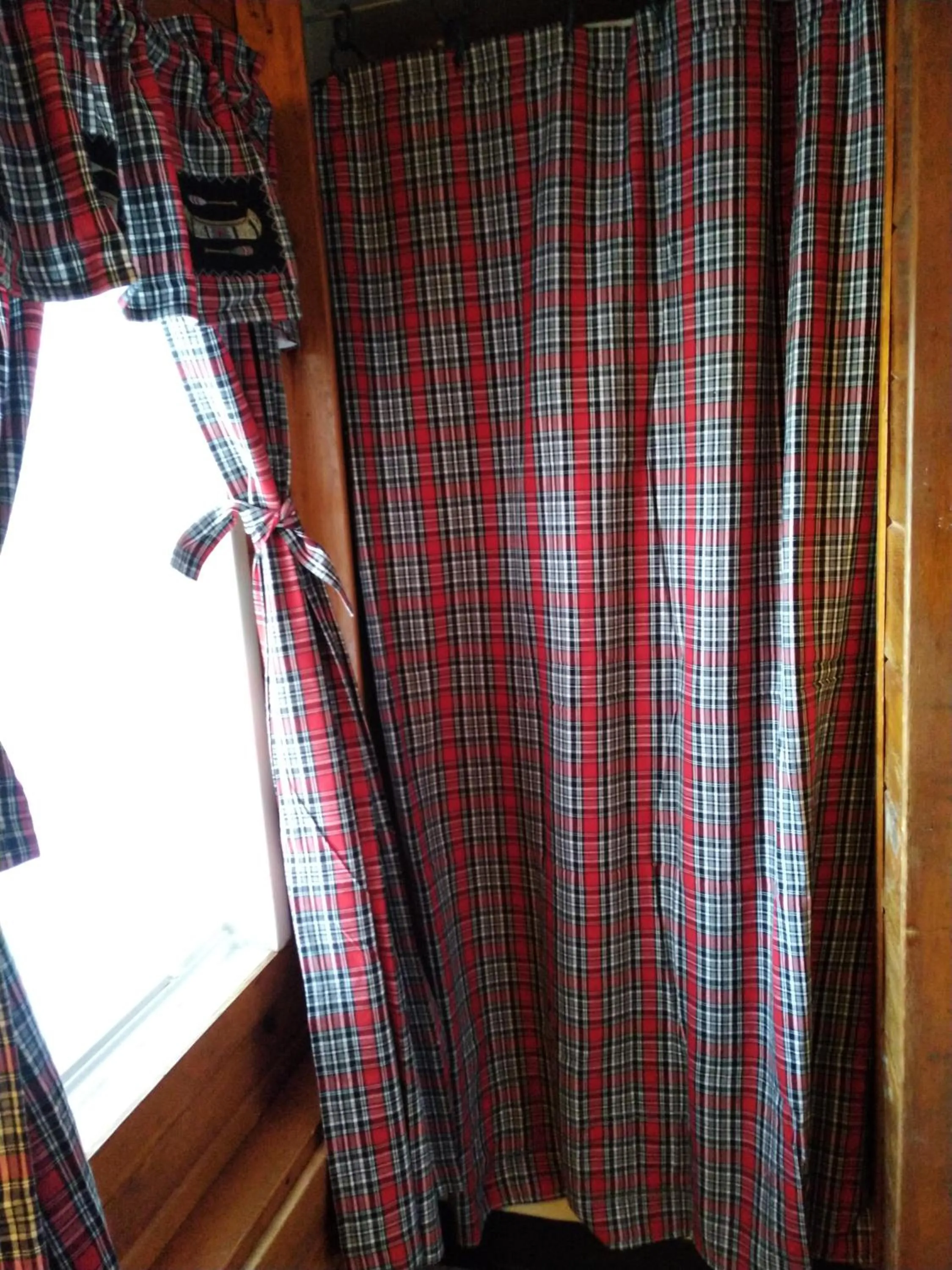 Cramers Point Lake Breeze