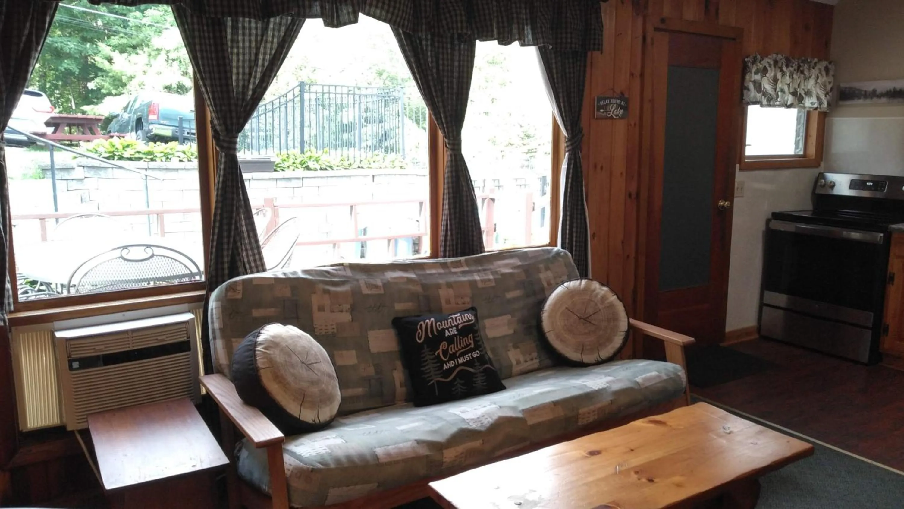 Cramers Point Lake Breeze