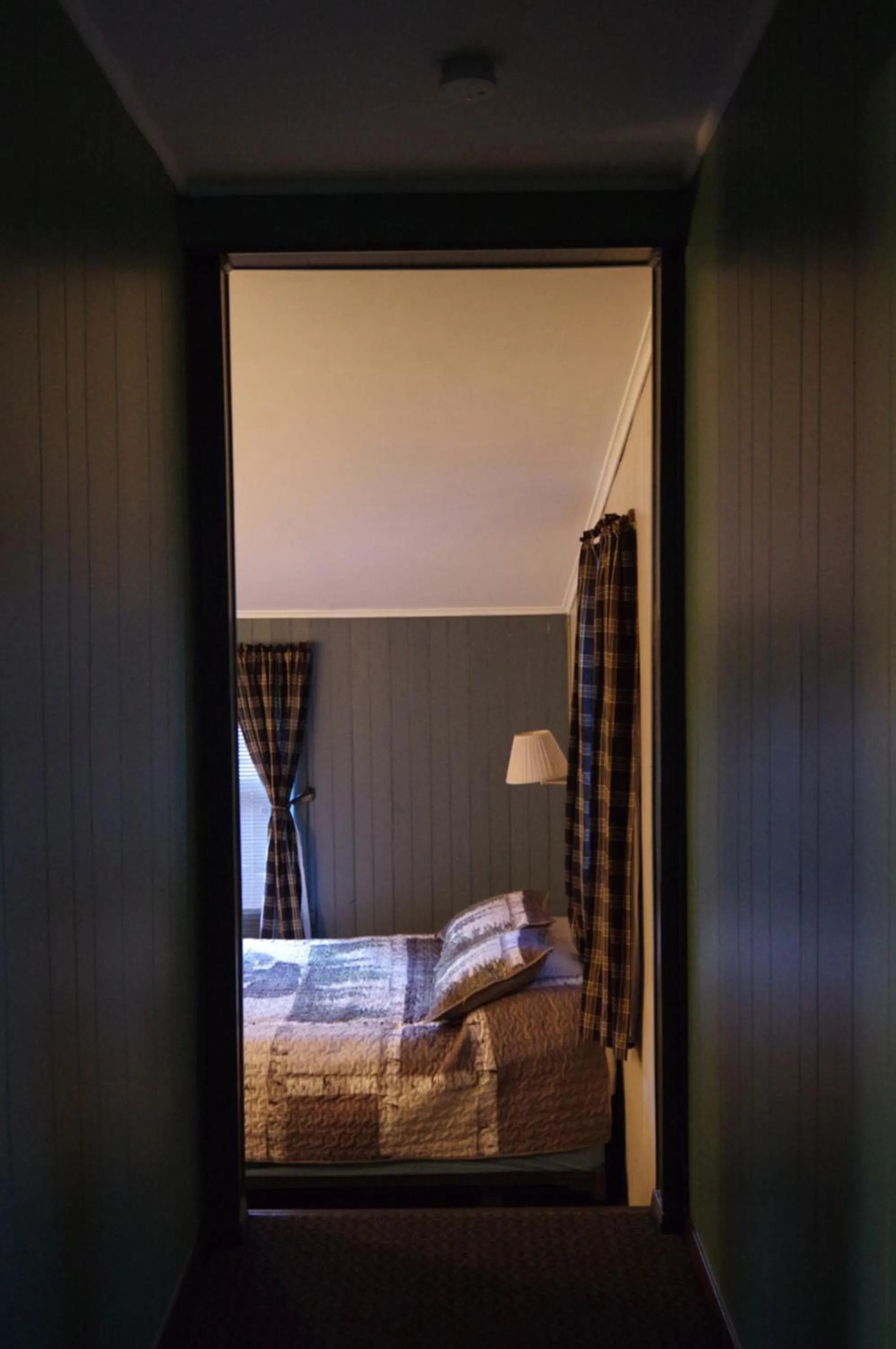 Bed in Cramers Point Lake Breeze