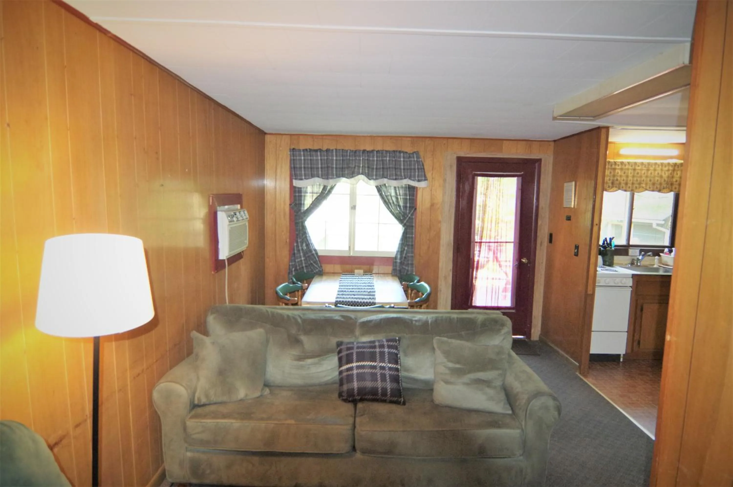 Cramers Point Lake Breeze