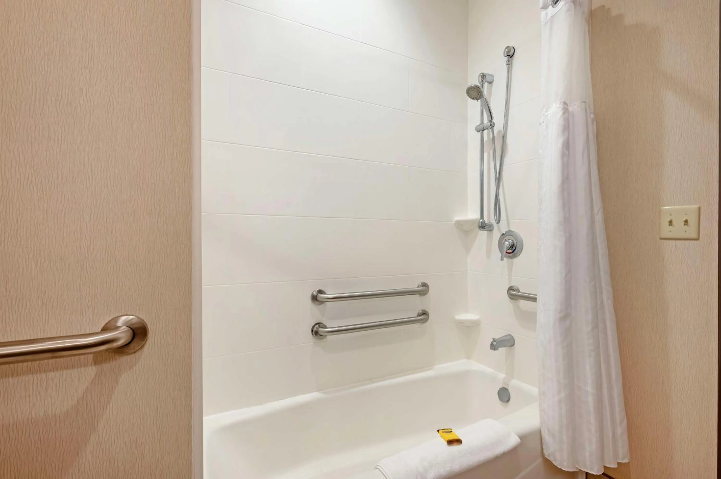 Bathroom in Best Western Plus French Lick