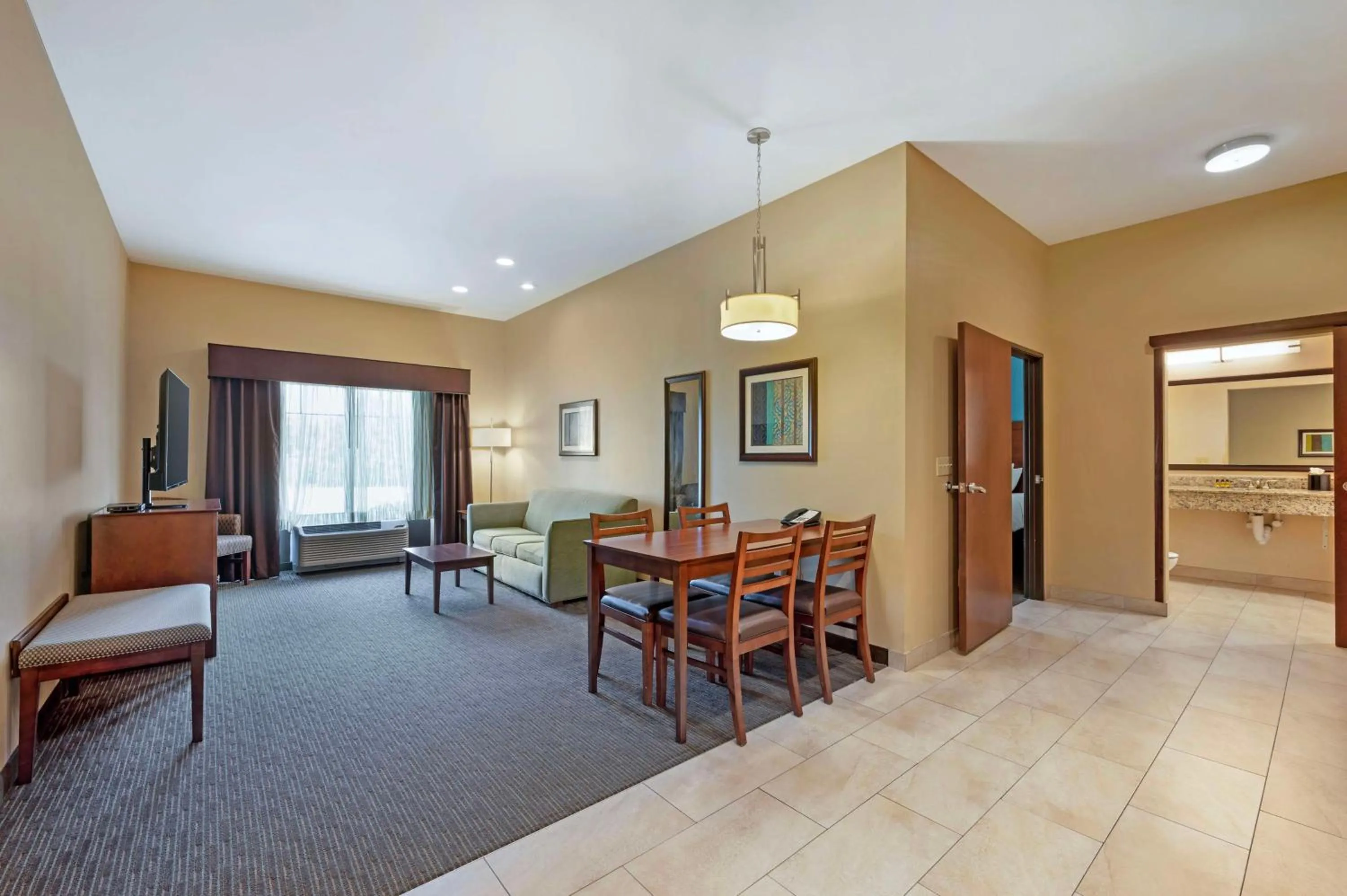 Bedroom in Best Western Plus French Lick