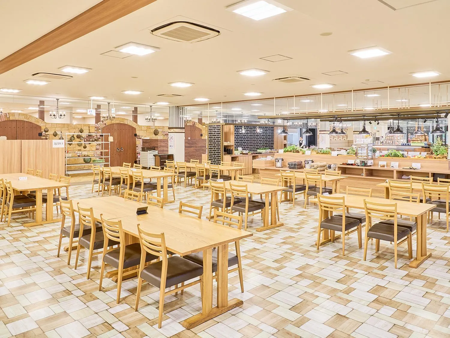 Restaurant/places to eat in Aso Farm Land