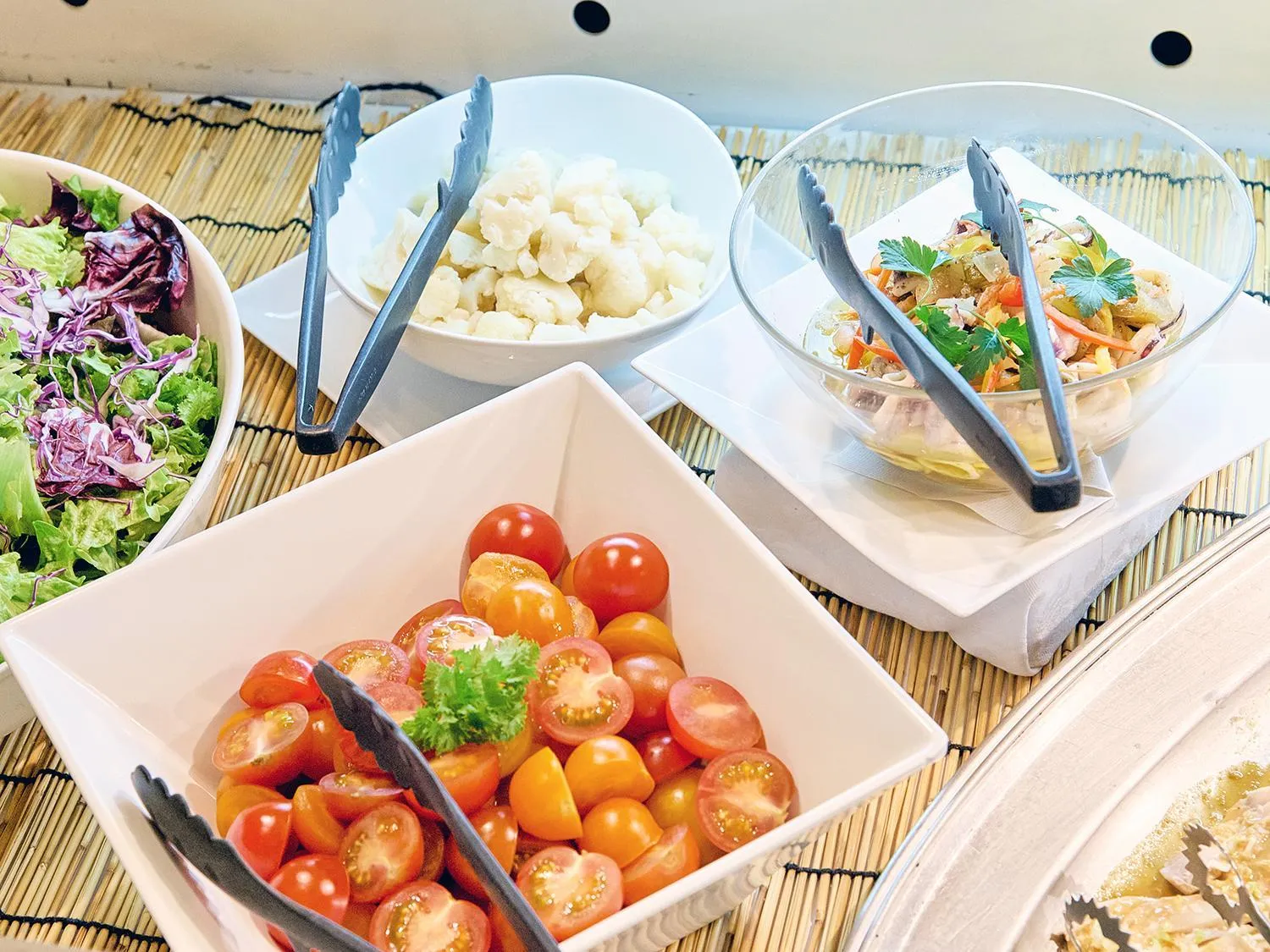 Restaurant/places to eat in Aso Farm Land