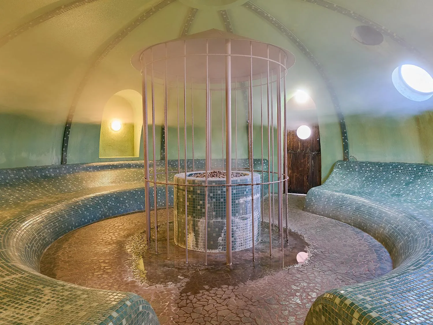 Spa and wellness centre/facilities in Aso Farm Land