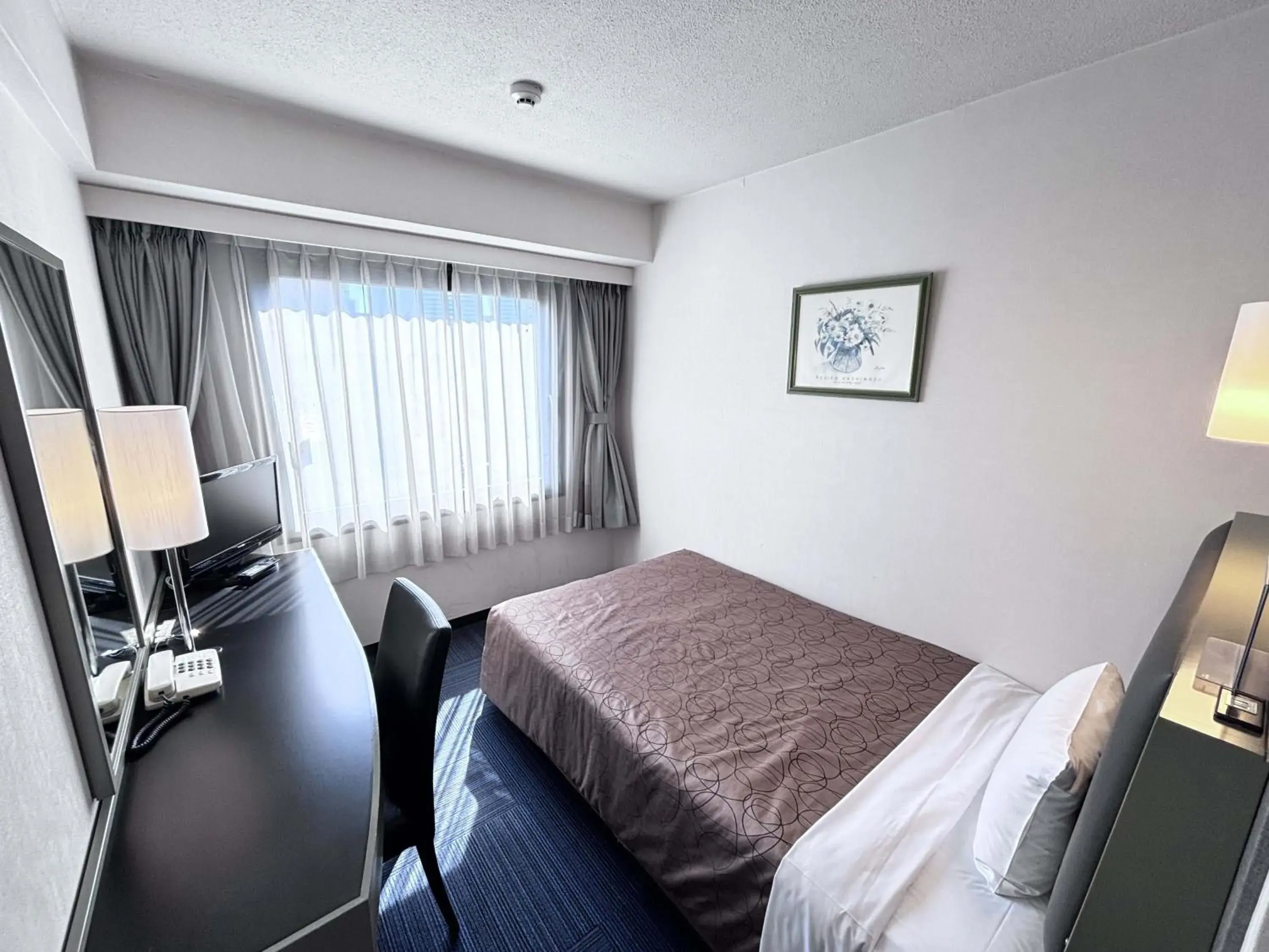 Standard Single Room - Non-Smoking in Grand Central Hotel Standard Single Room - Non-Smoking in Grand Central Hotel