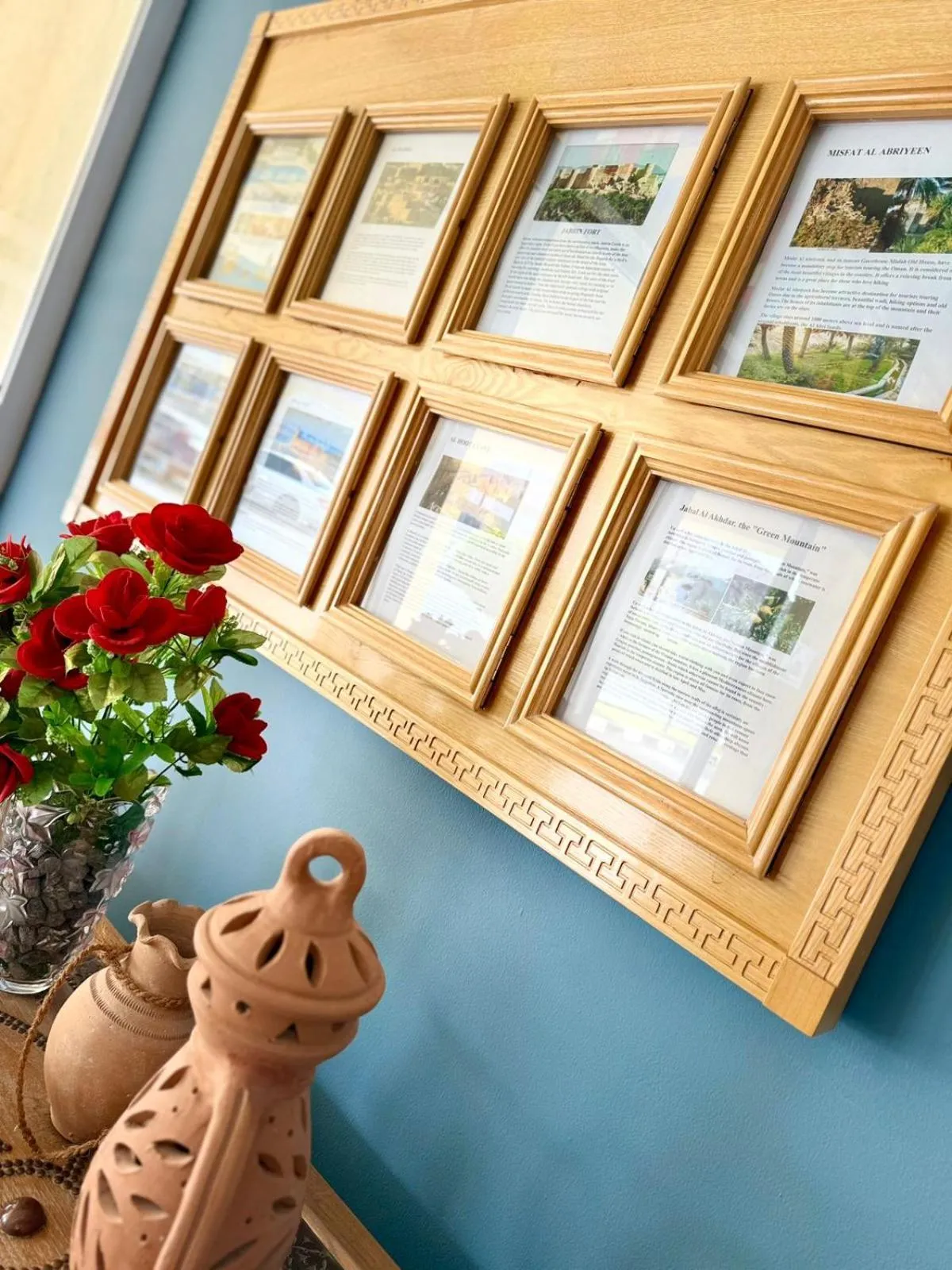 Decorative detail in Falaj Daris Hotel