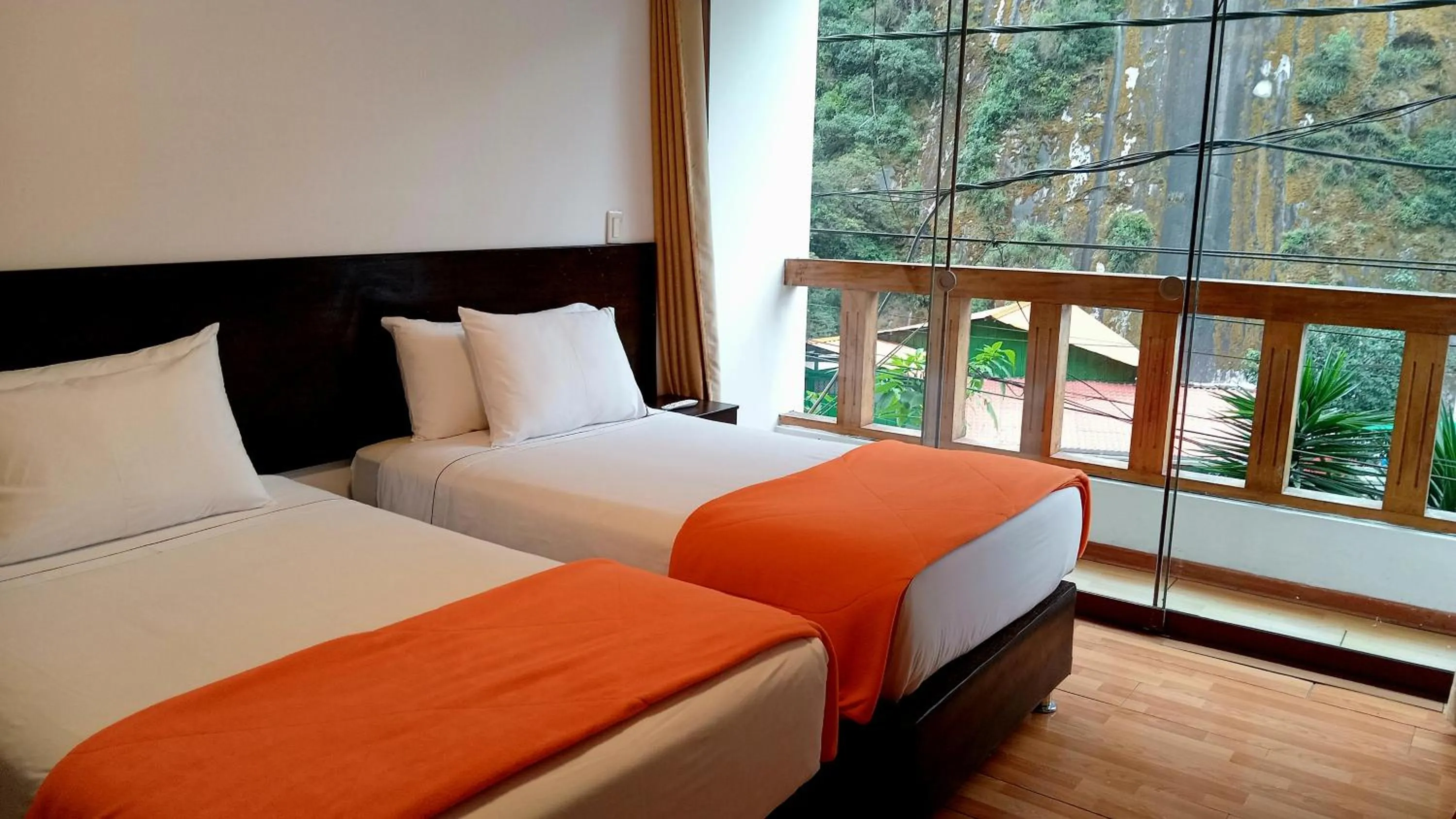 Bed in El Quetzal MachuPicchu