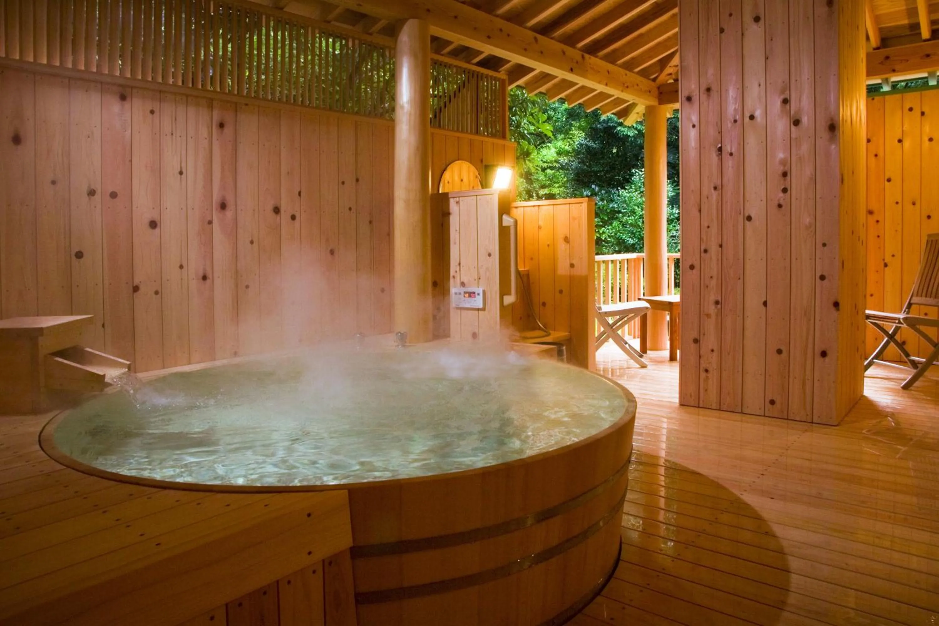 Spa and wellness centre/facilities in Sennomori