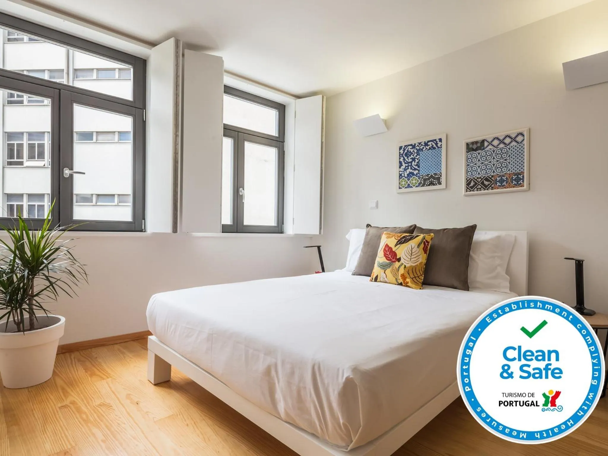 Bedroom, Bed in InSitu Trindade by Guestify