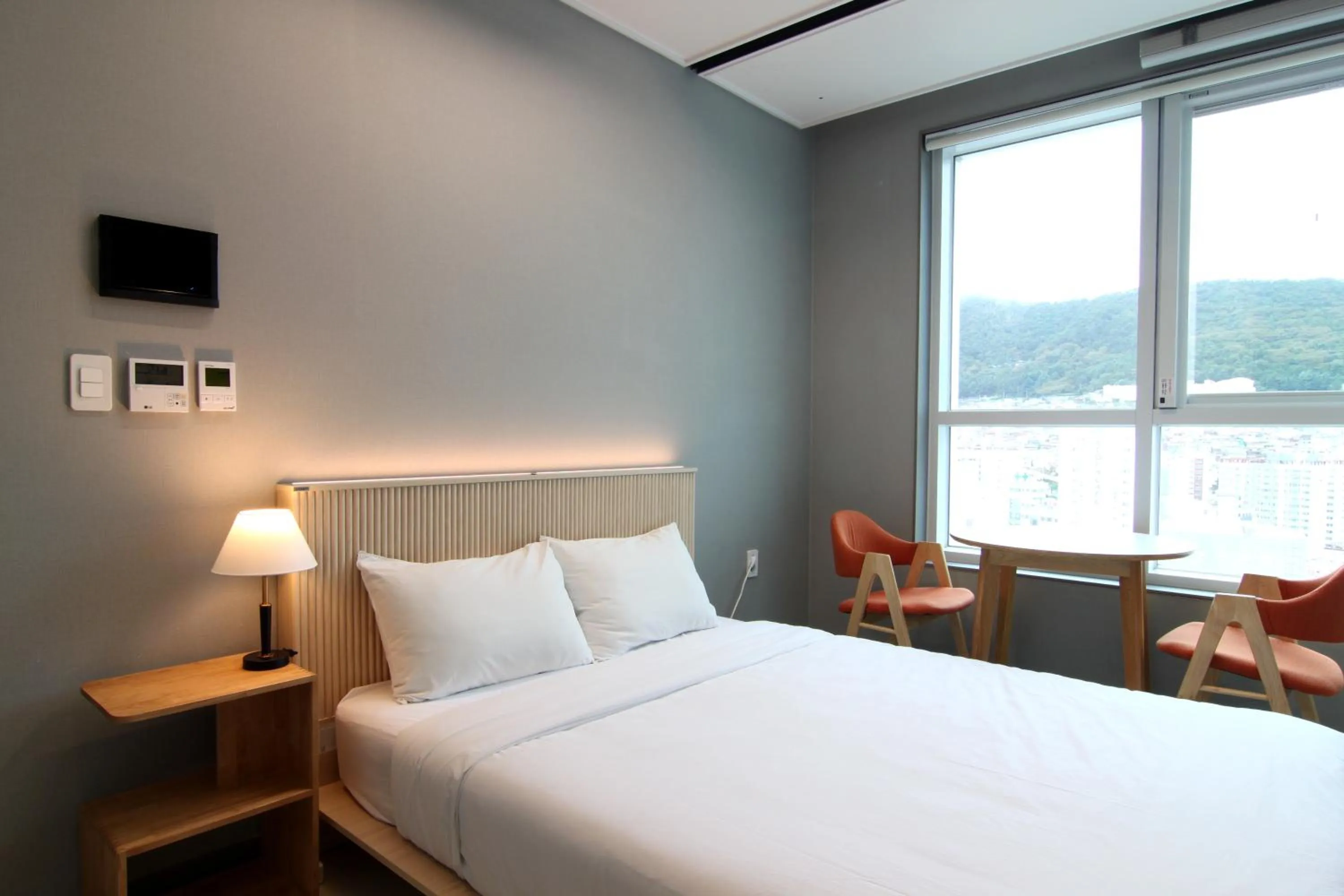 Bedroom, Bed in Nampo The Bayment BLINGEASTERN