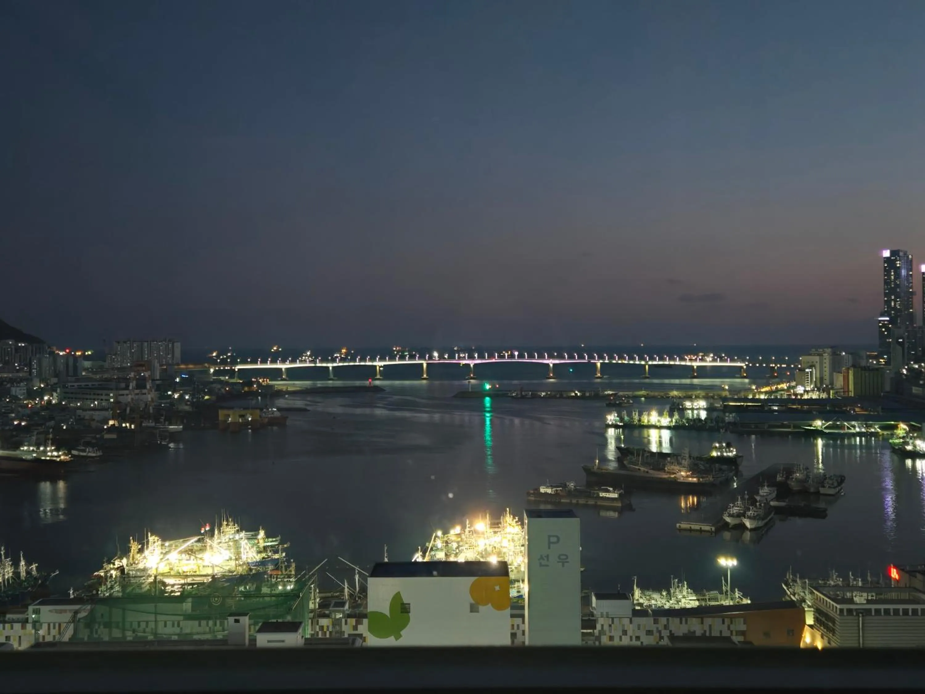 Night in Nampo The Bayment BLINGEASTERN