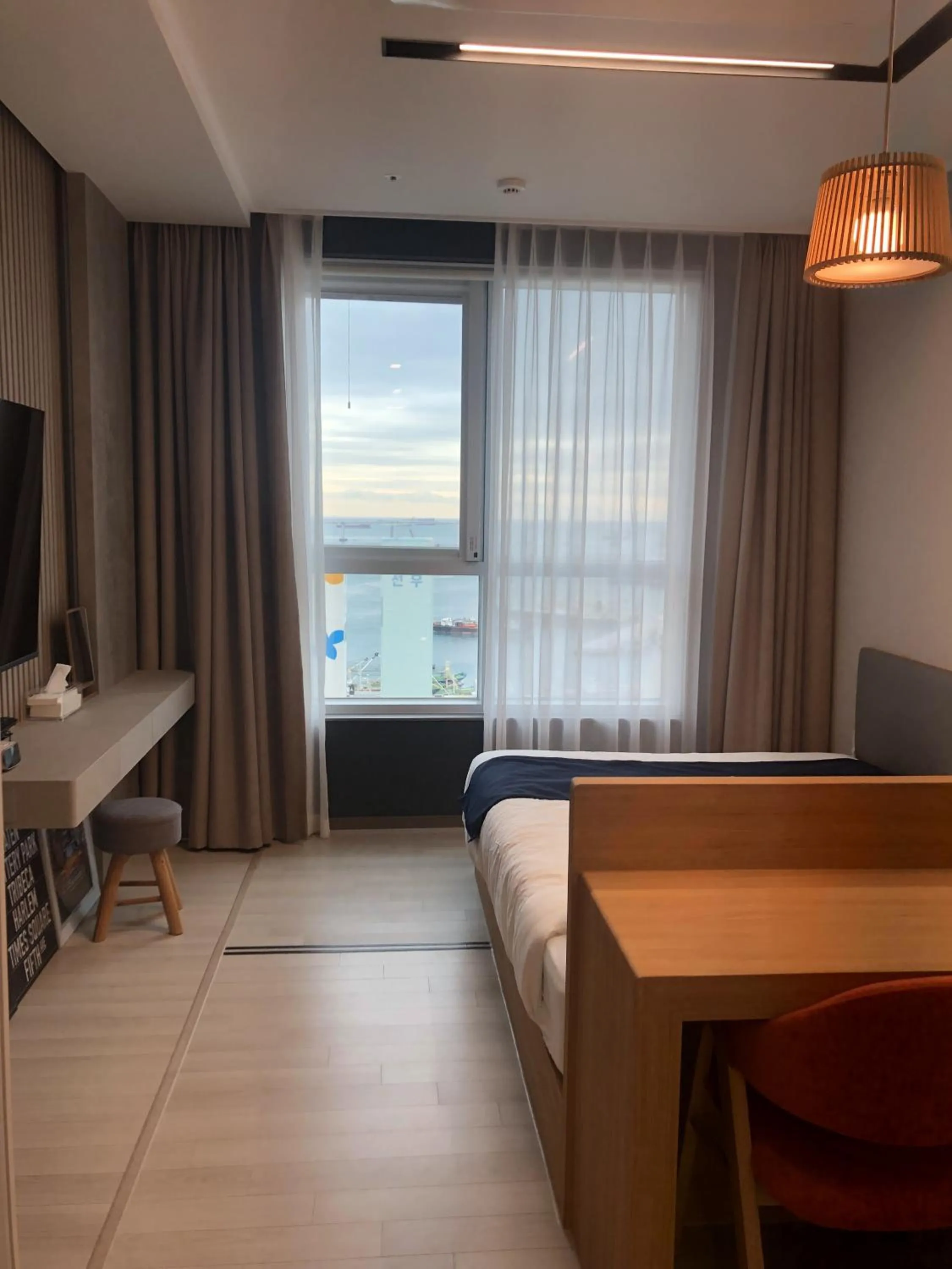 Bedroom, Bed in Nampo The Bayment BLINGEASTERN