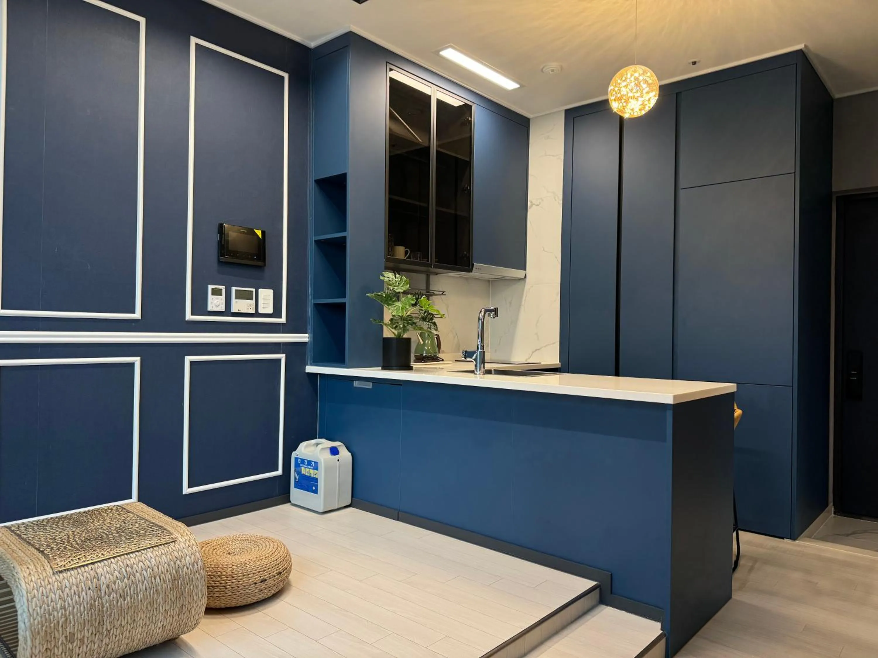 Living room in Nampo The Bayment BLINGEASTERN