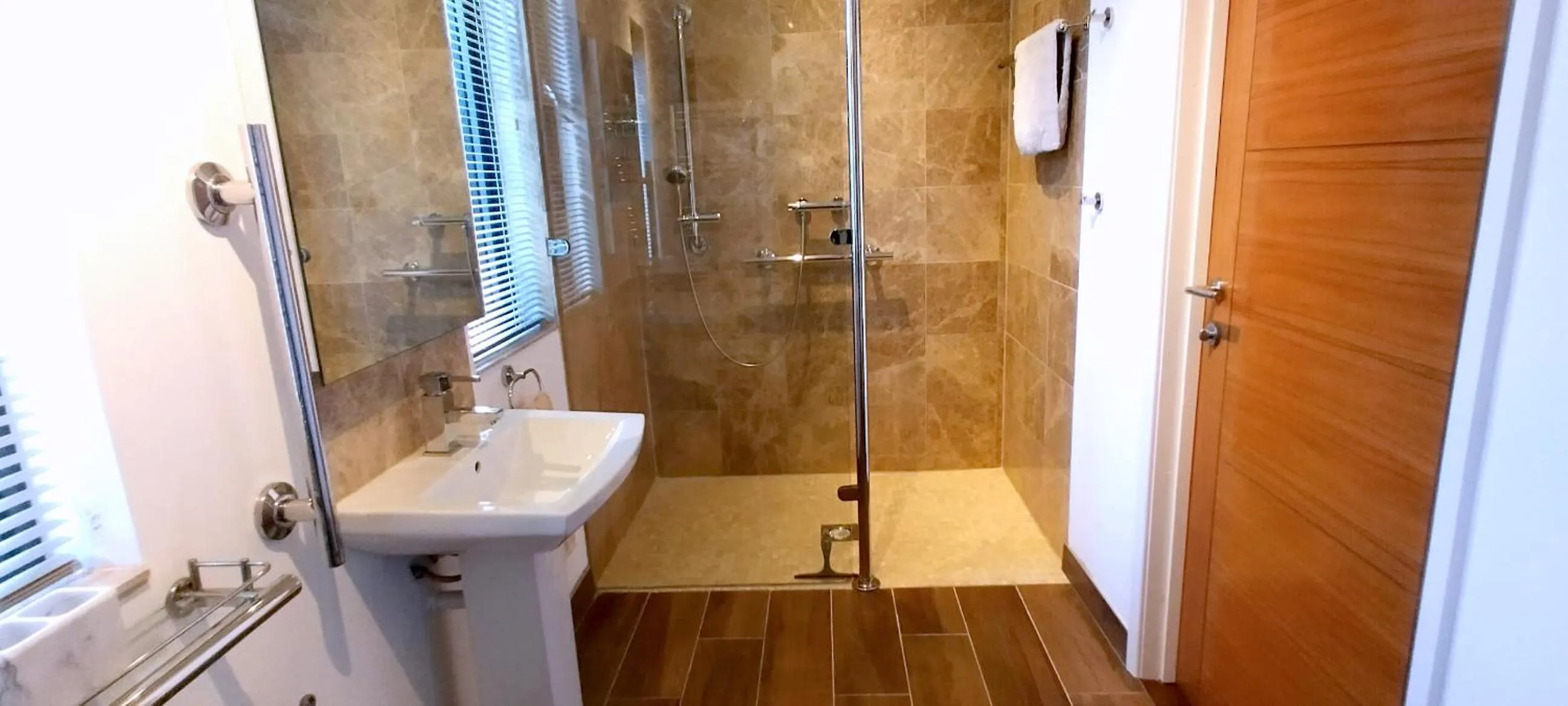 Shower in The Gallery Lodges