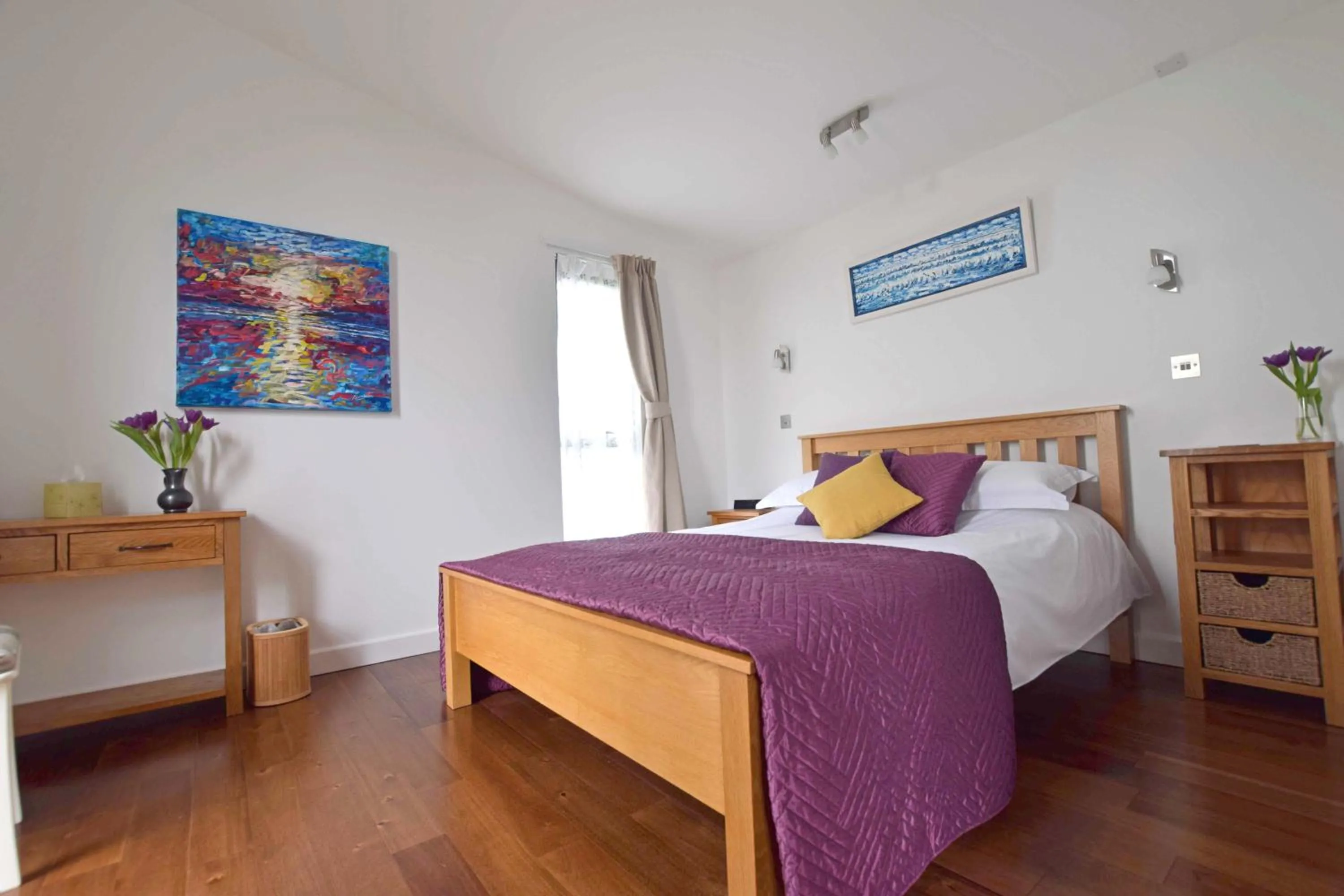 Bedroom, Bed in The Gallery Lodges