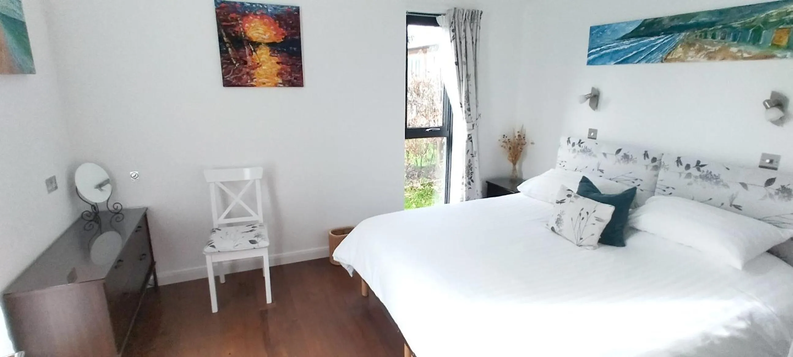 Bed in The Gallery Lodges