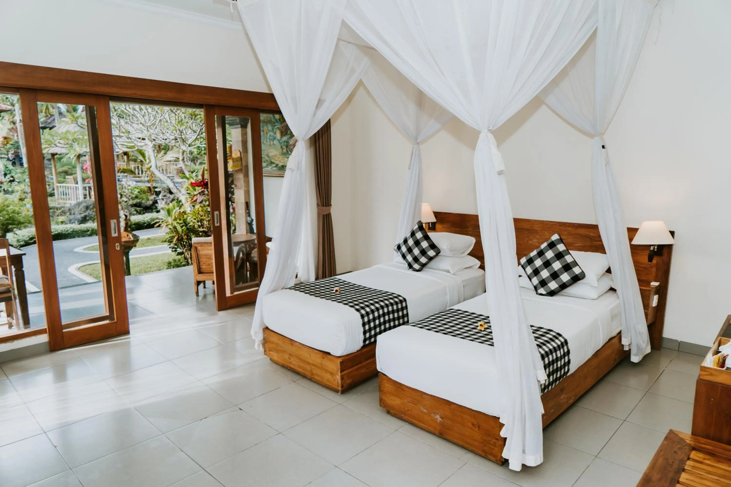 Bedroom, Bed in Villa Capung Mas Ubud