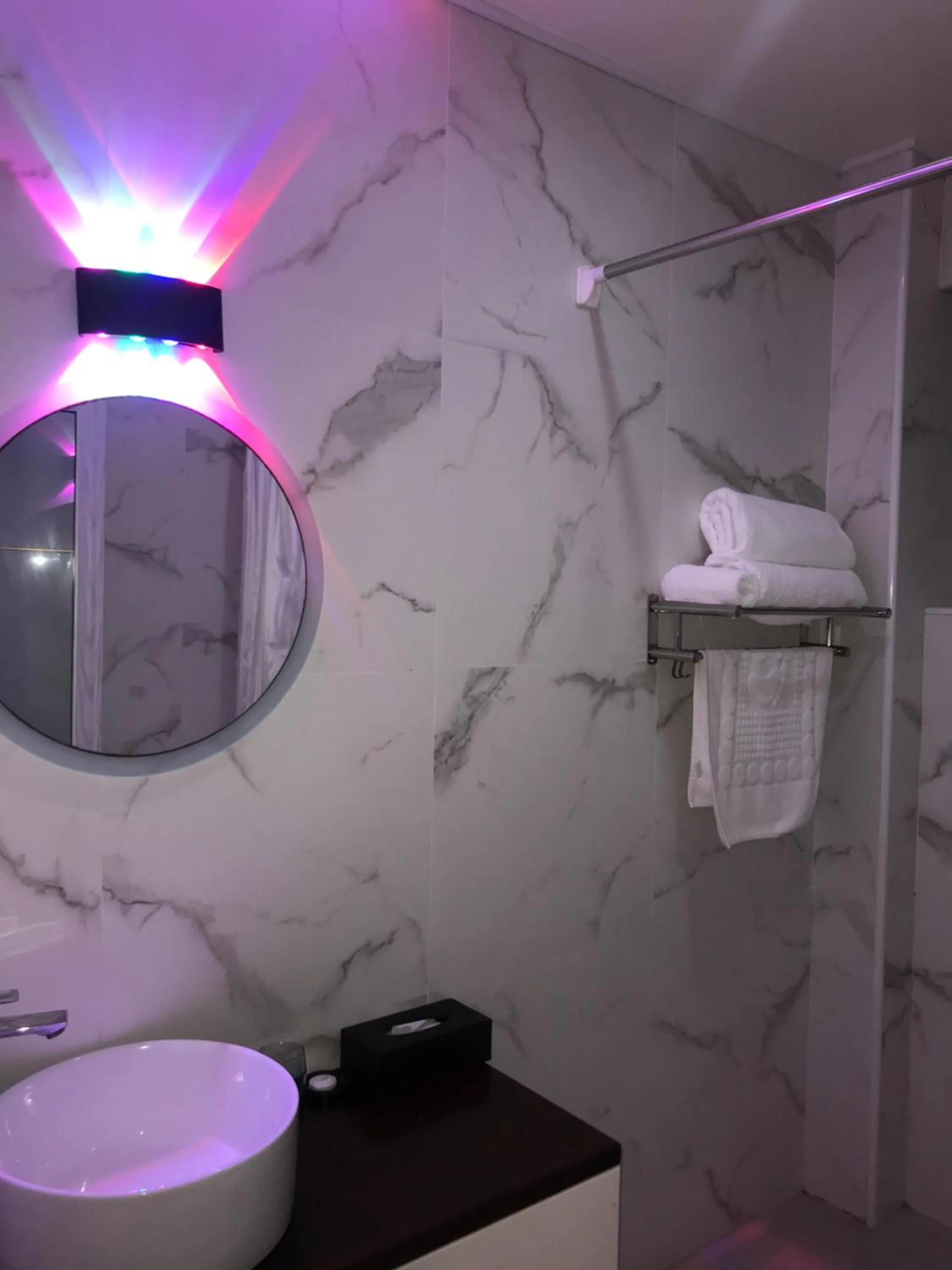 Shower in Tauese Seaview Hotel