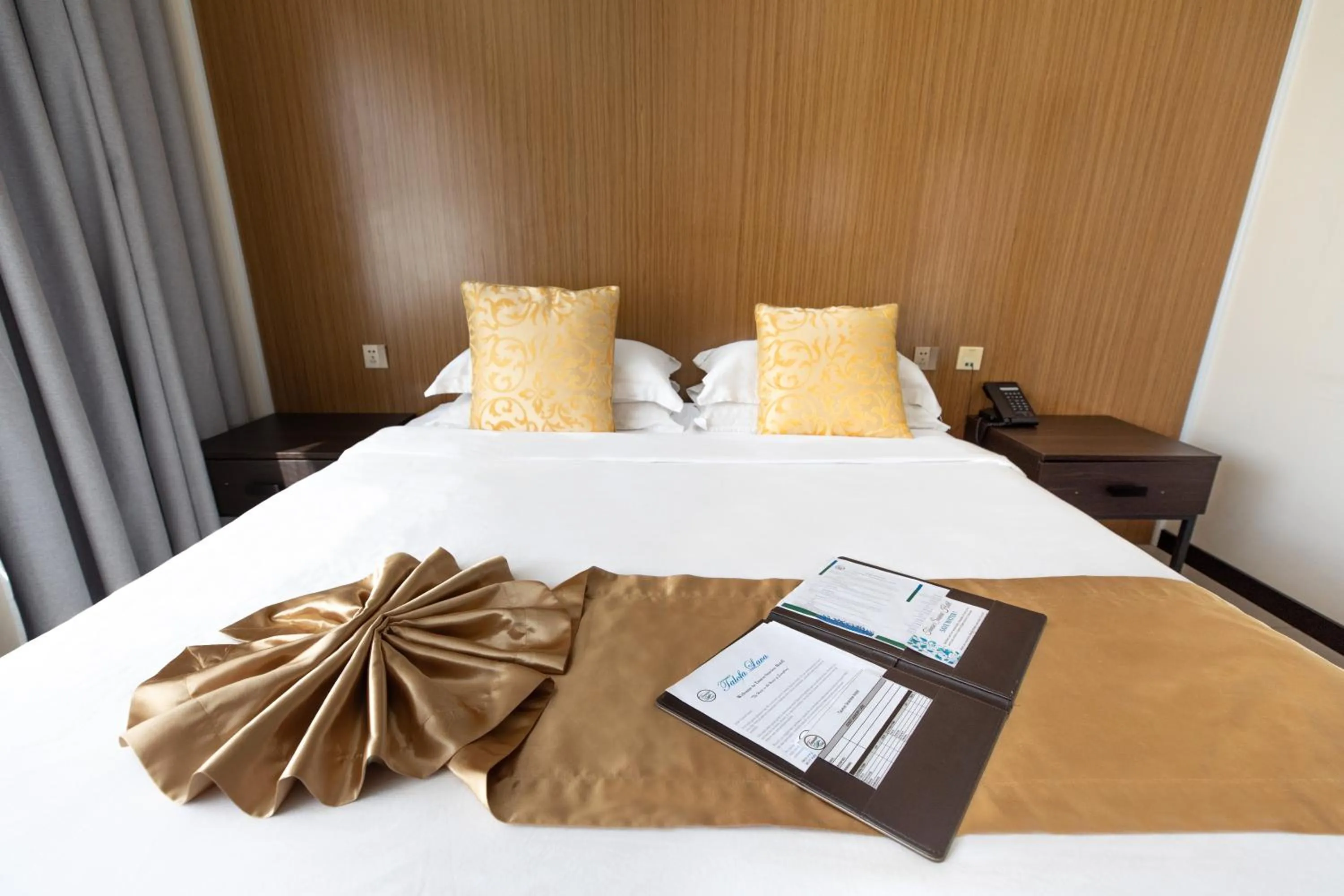 Bed in Tauese Seaview Hotel