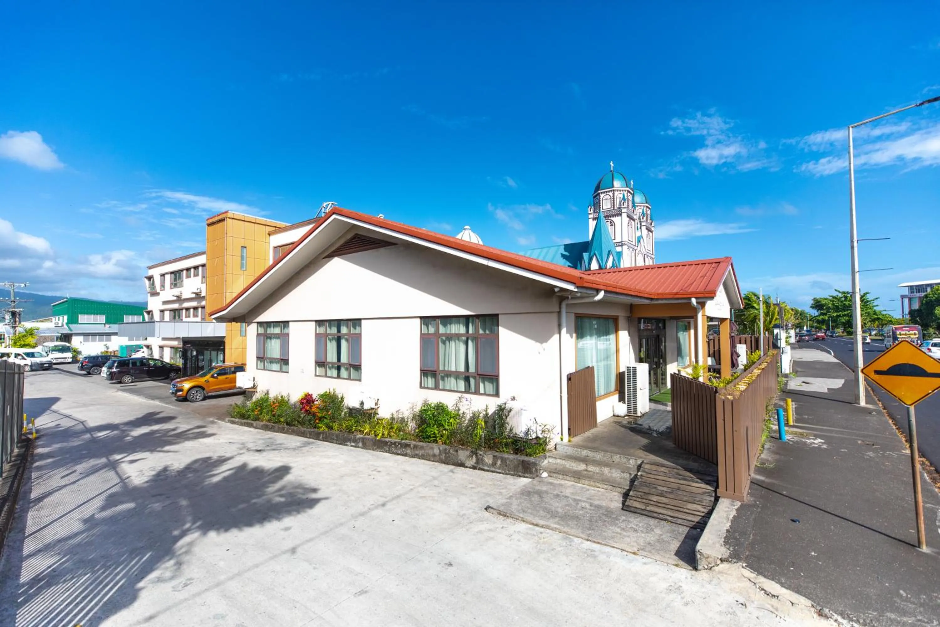 Restaurant/places to eat in Tauese Seaview Hotel