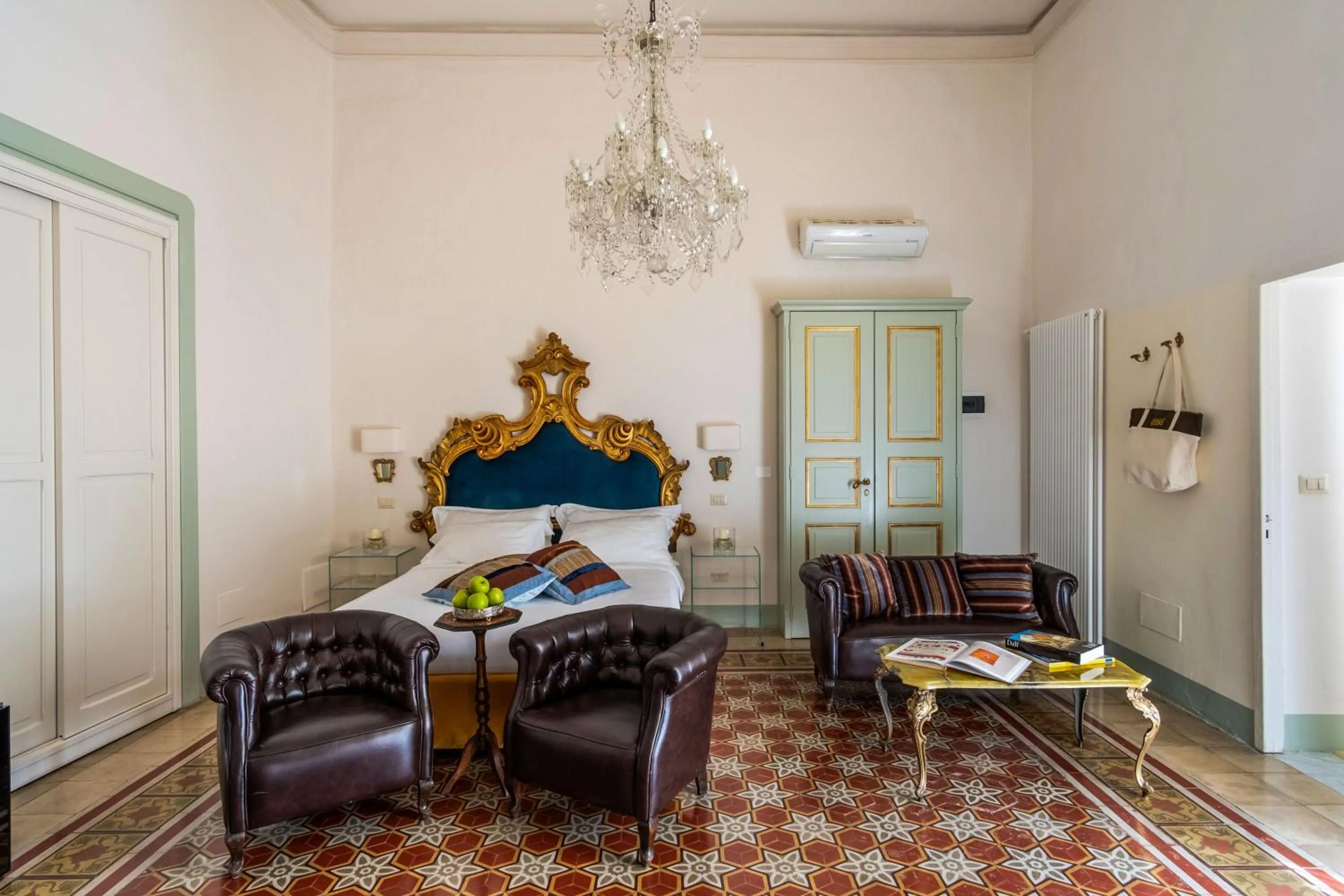 Bedroom in Palazzo Guido