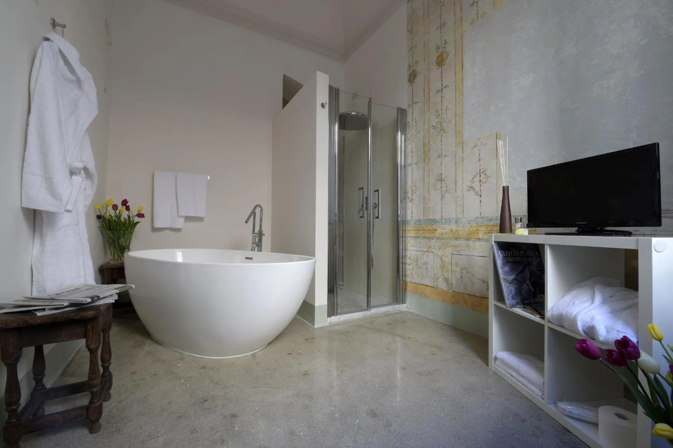 Bathroom in Palazzo Guido