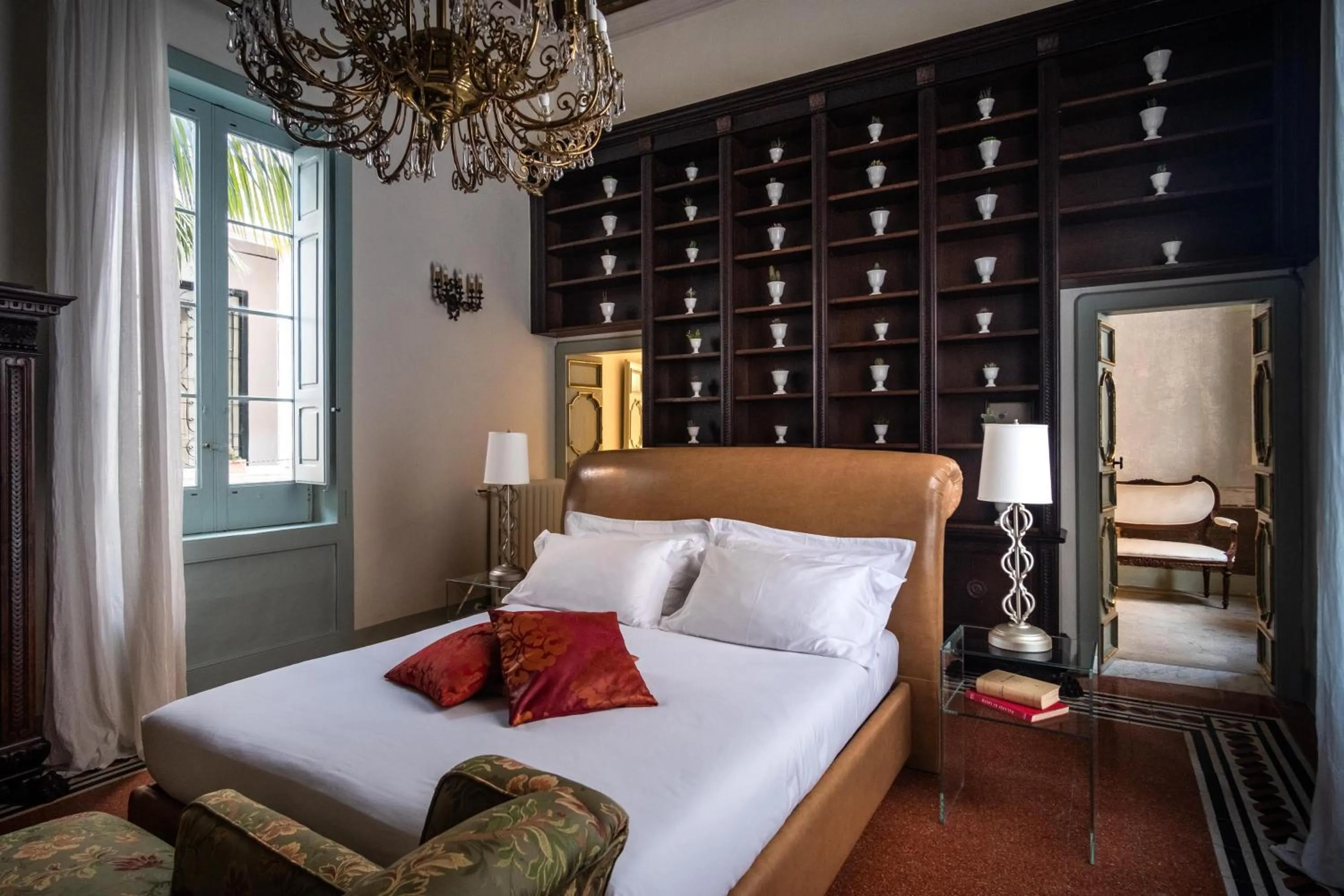 Bed in Palazzo Guido