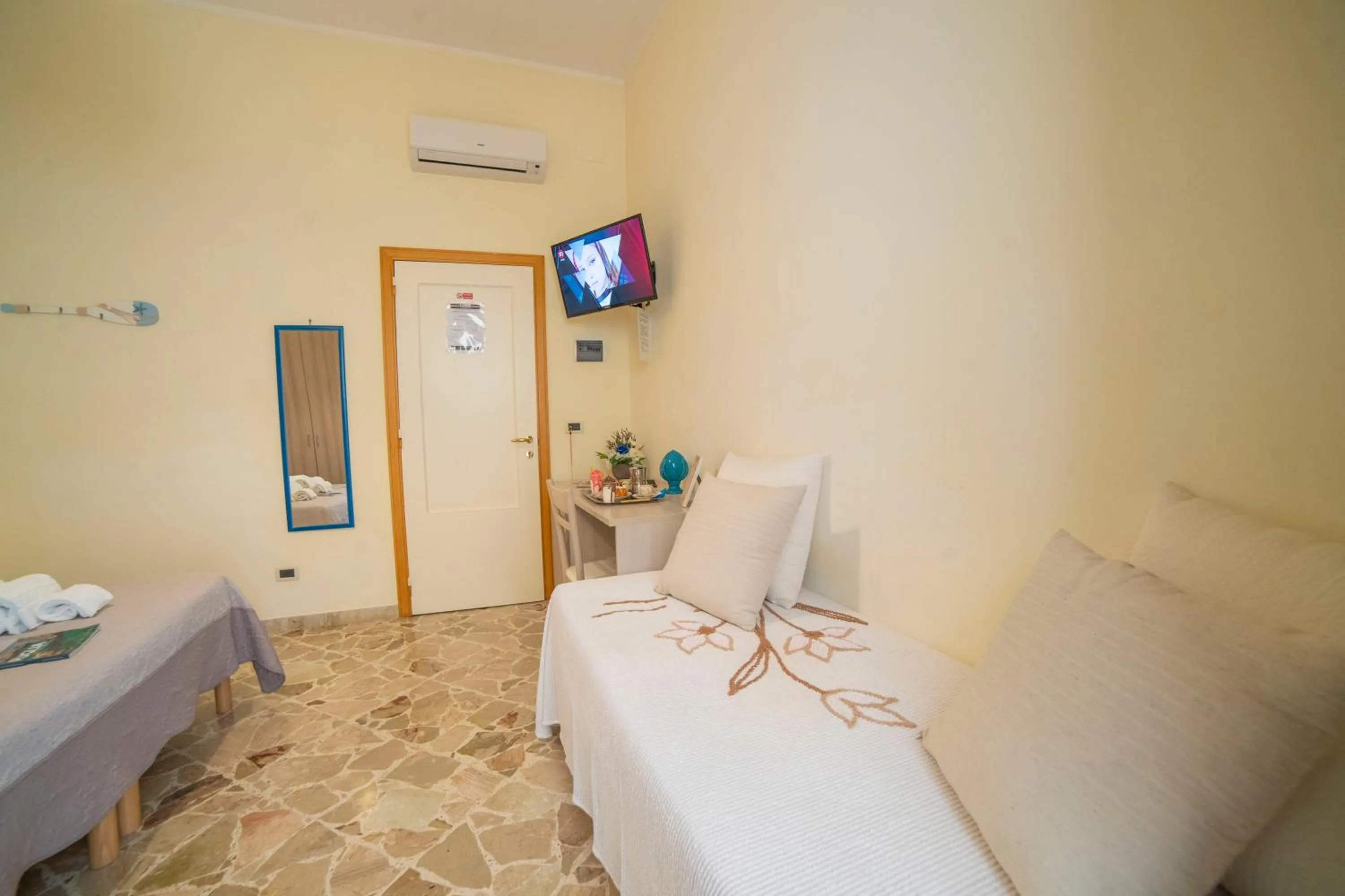 Photo of the whole room in B&B A Due Passi