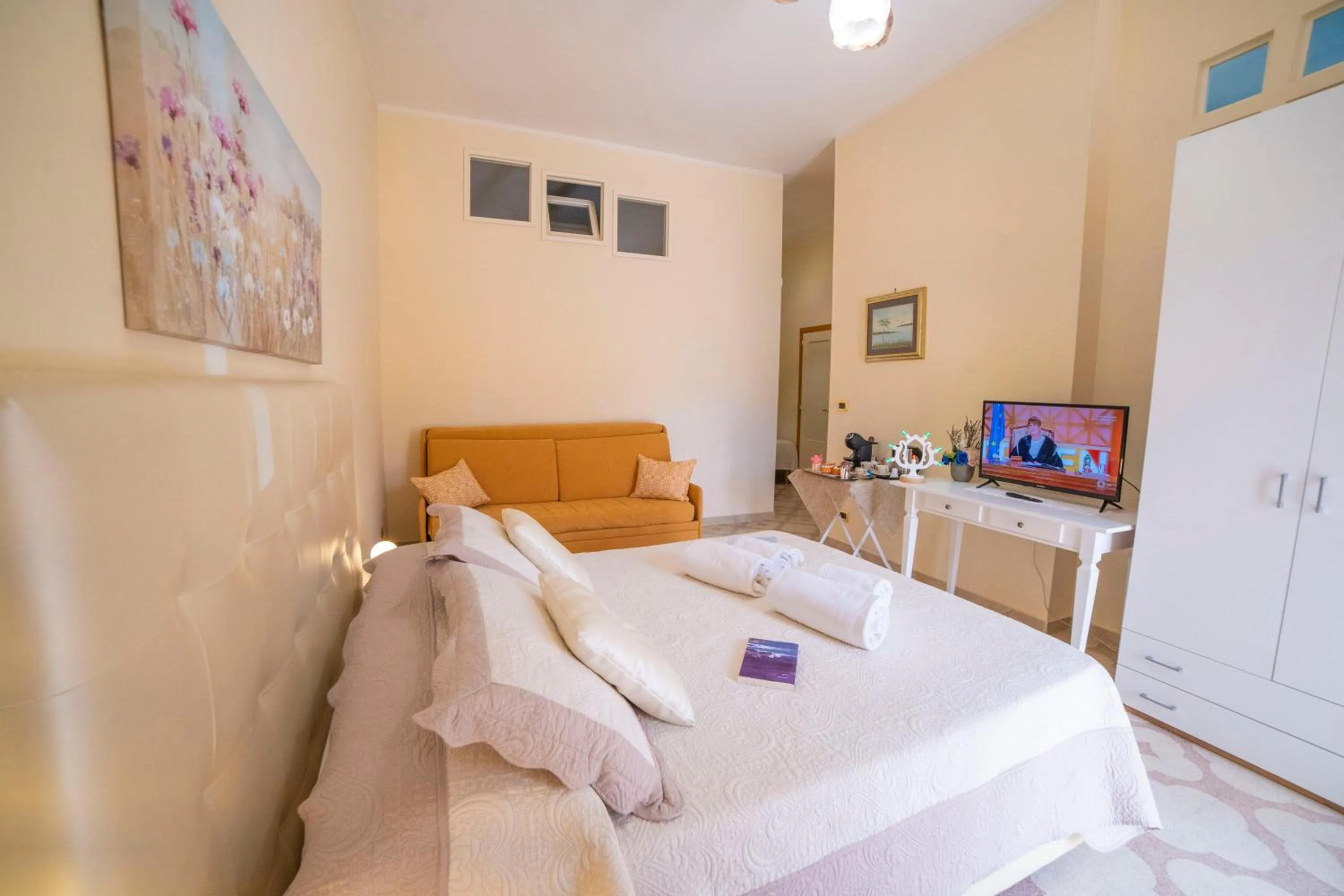 Photo of the whole room, Bed in B&B A Due Passi