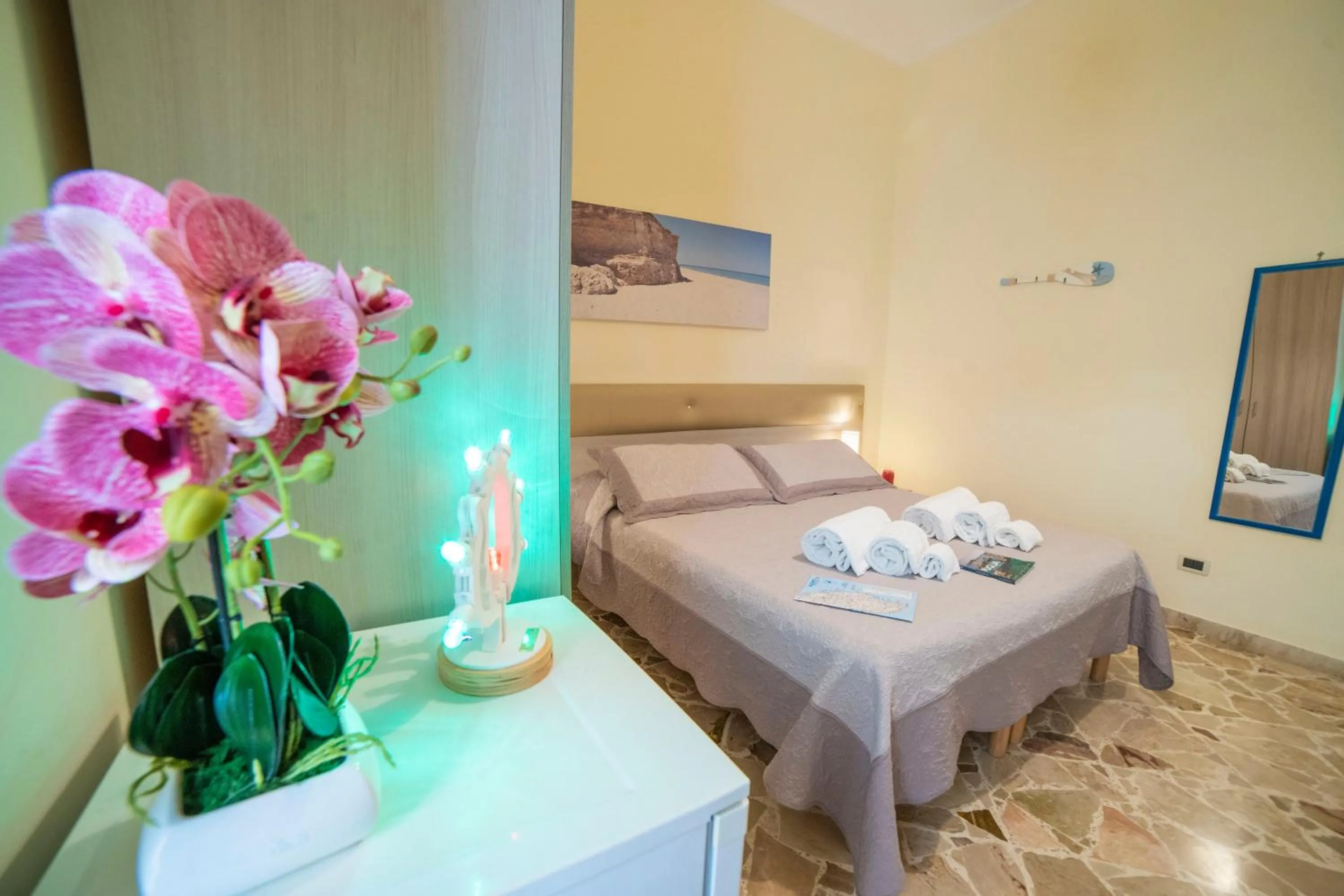 Photo of the whole room, Bed in B&B A Due Passi