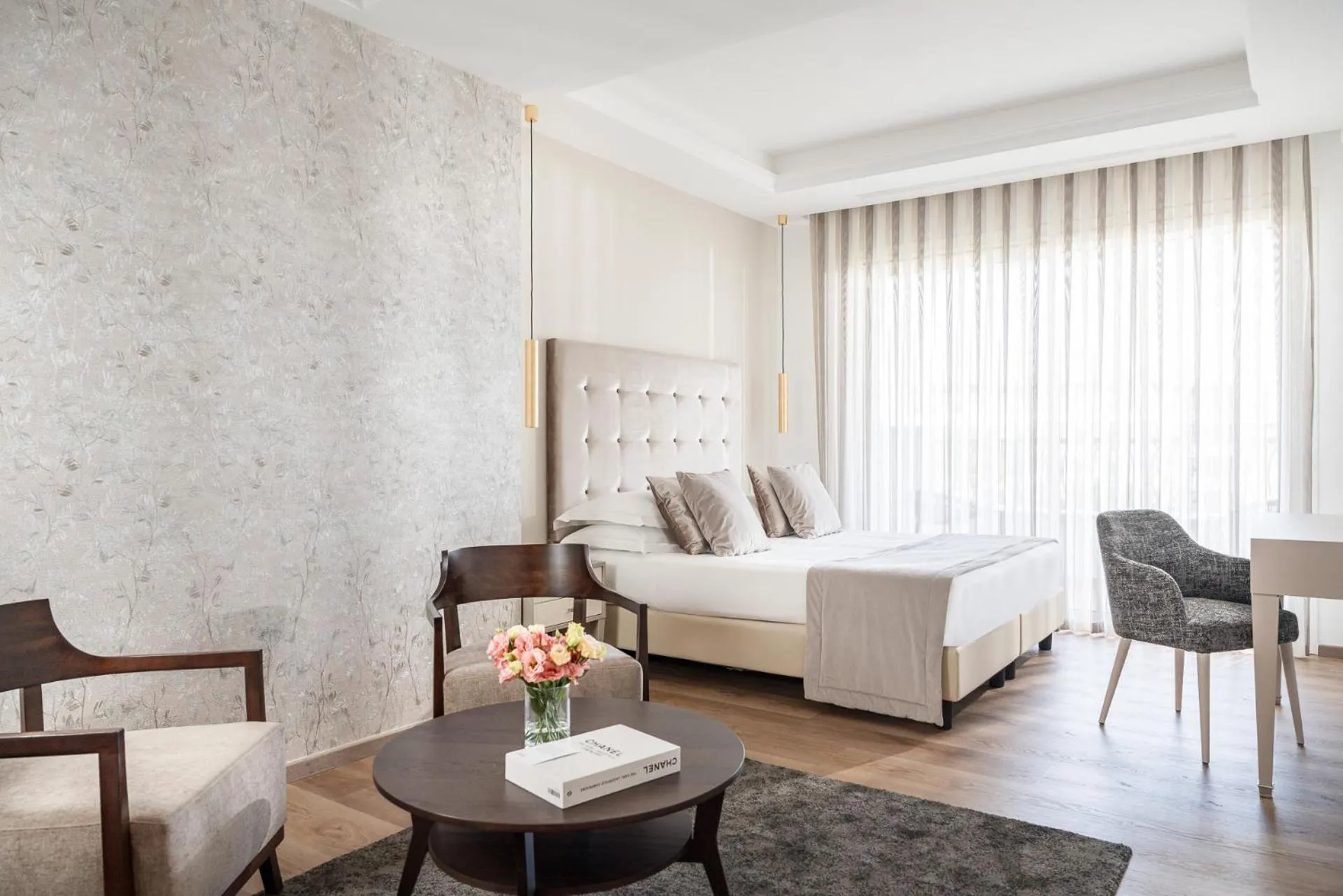 Bed in Grand Hotel Gallia