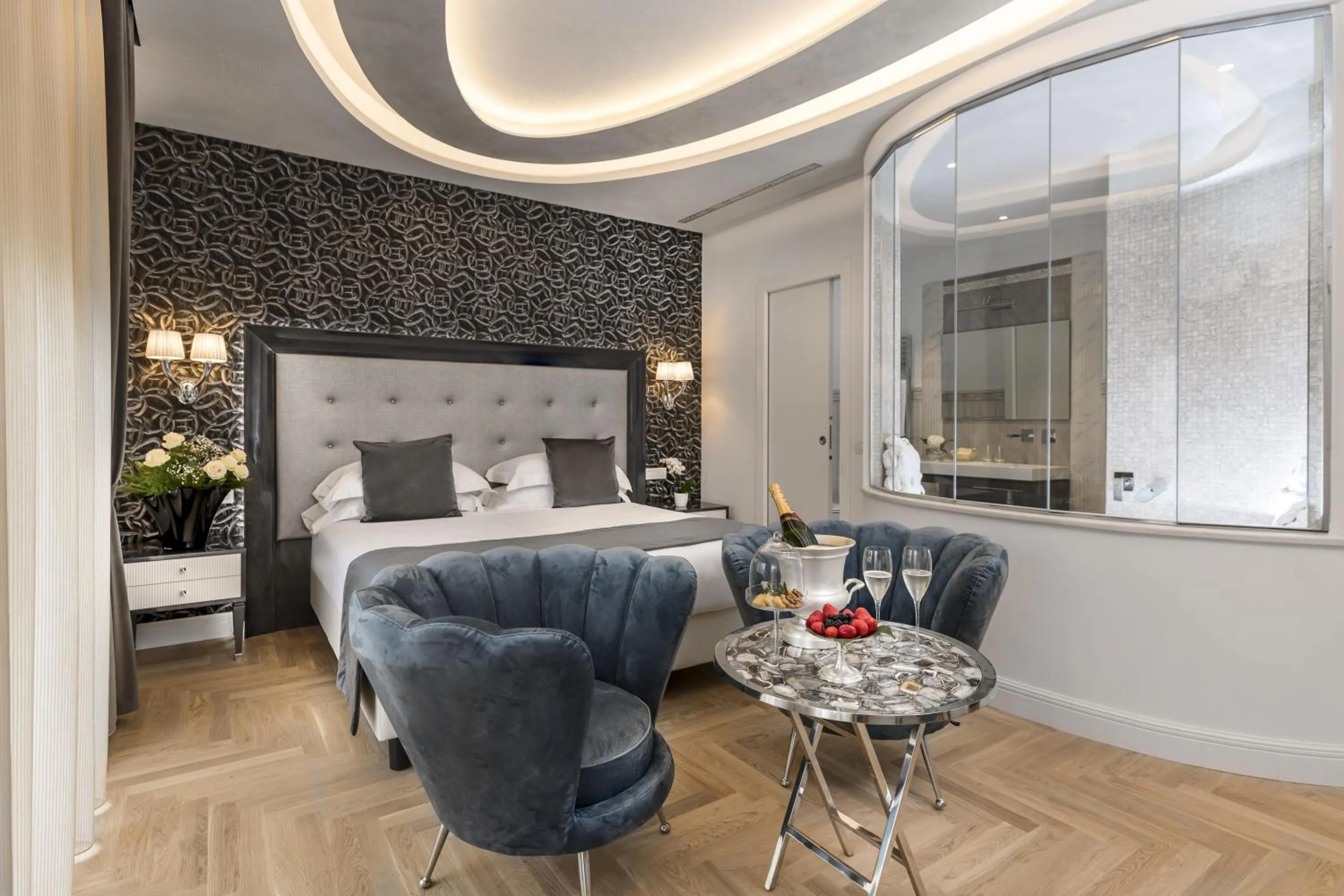 Bed in Grand Hotel Gallia